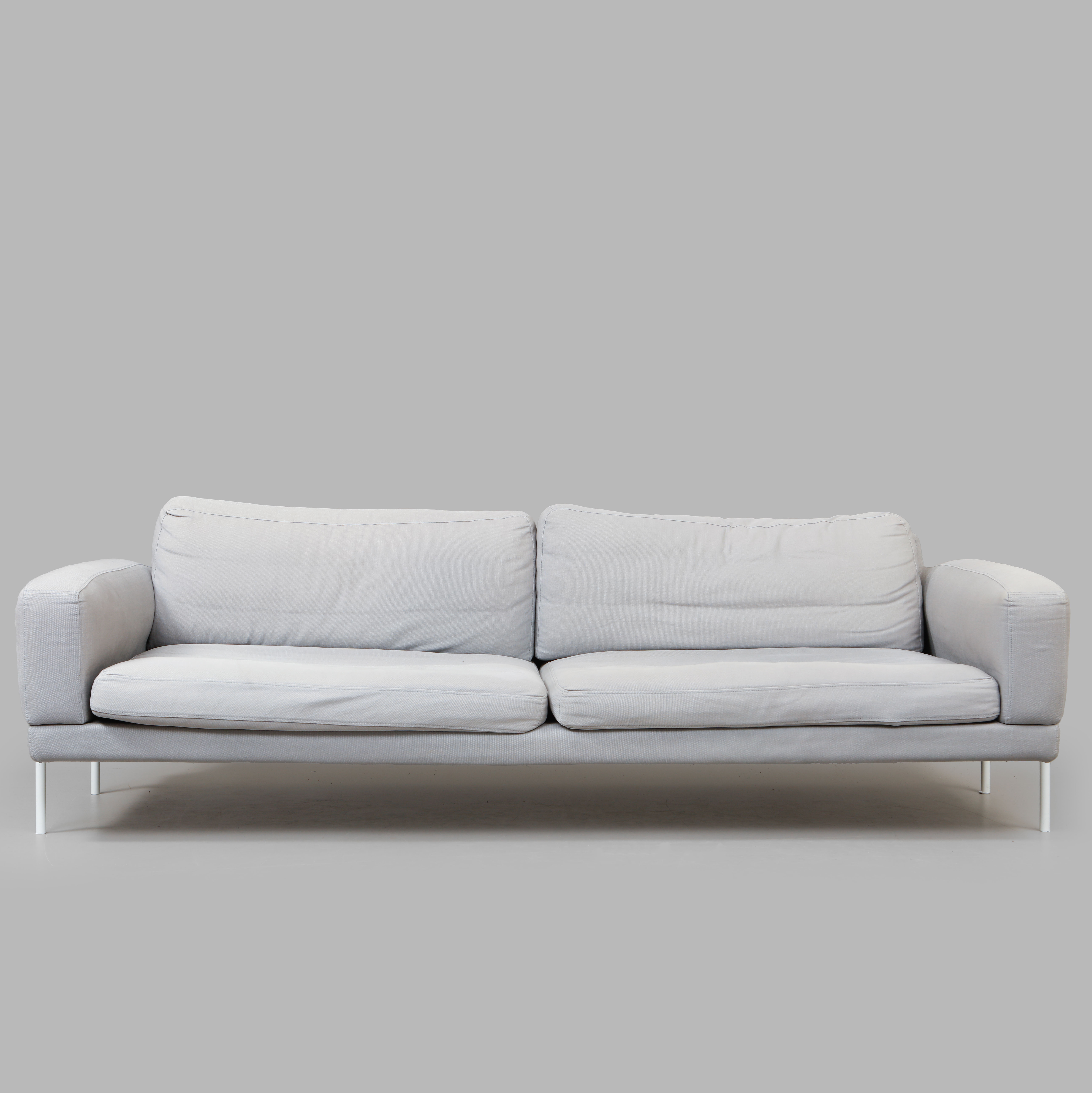 EMMA OLBERS. Soffa, "Armilla", Ire möbler.