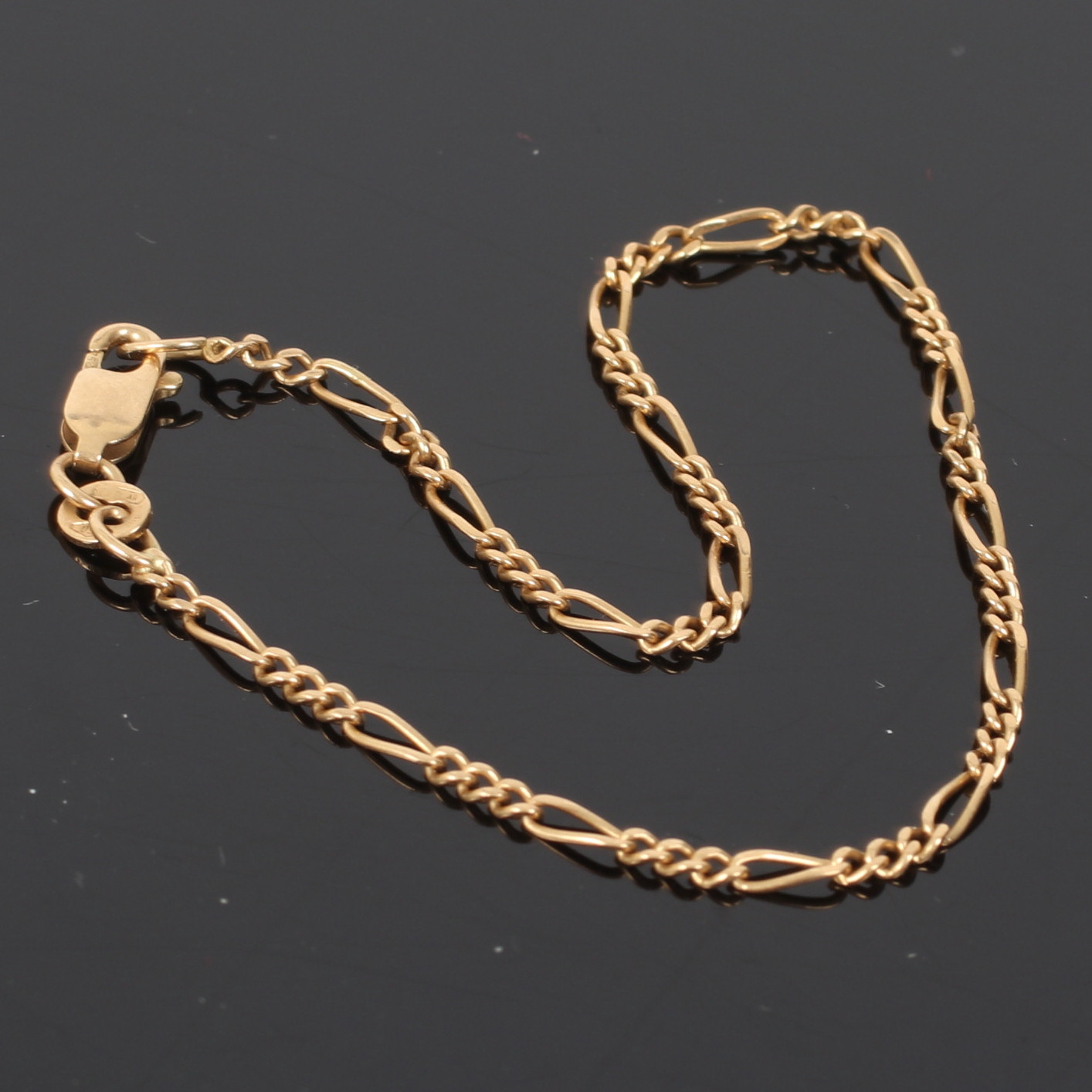 ARMBAND, 18k guld, "Figarolänk", 1900-tal.