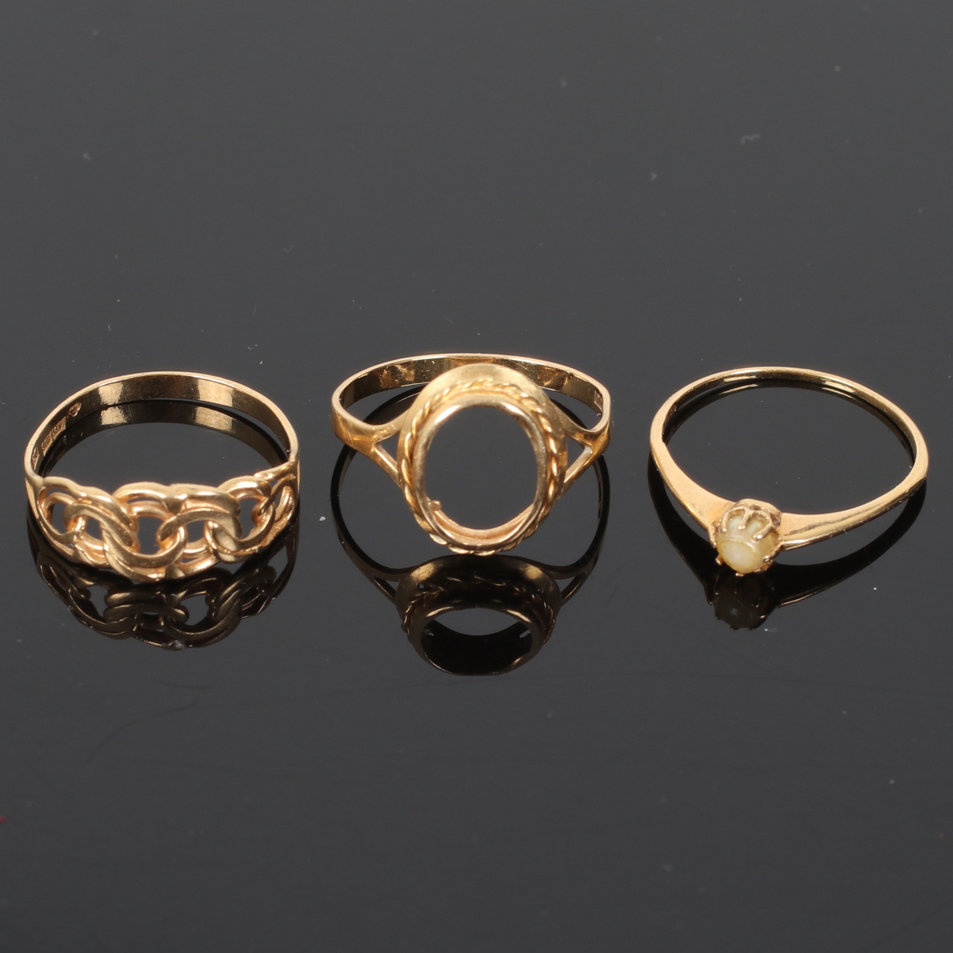 RINGAR, 3 st, 18k guld, bland annat Sävsjö Guldsmeds AB, 1994.