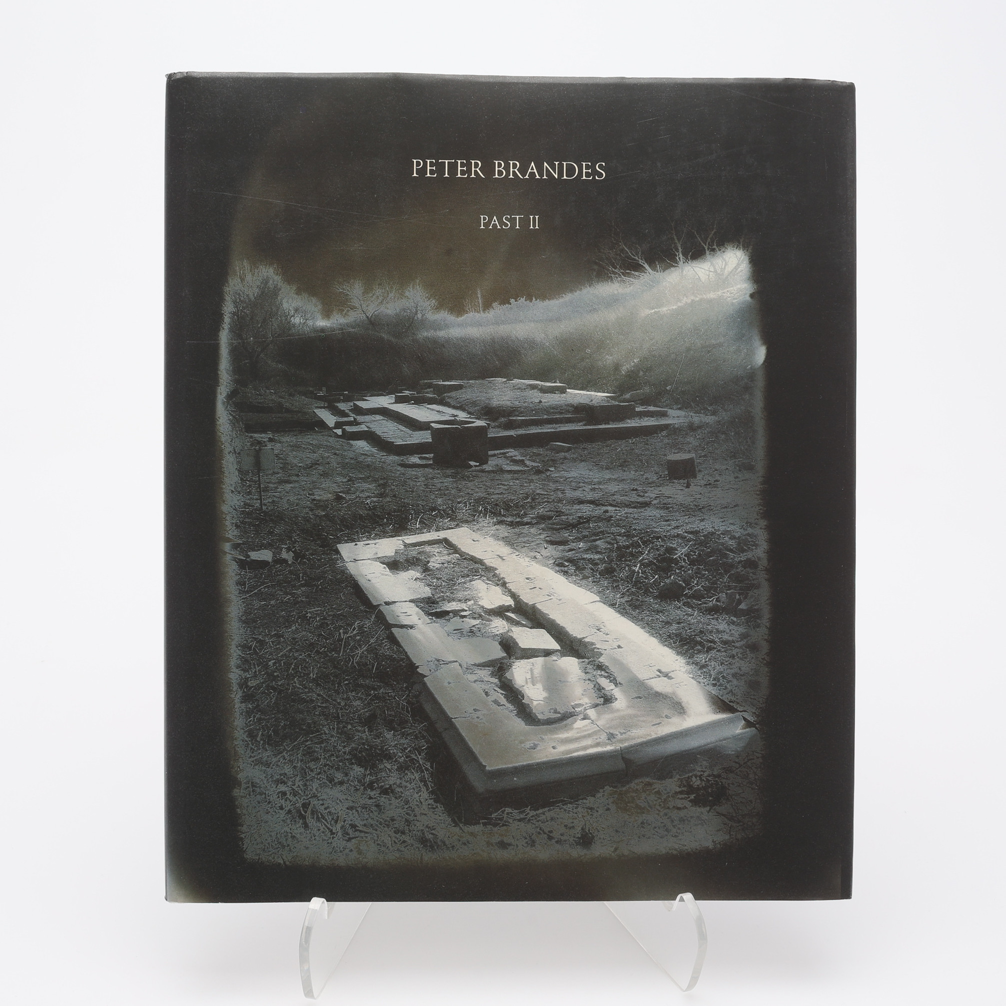 FOTO. DEN DANSKE FOTOGRAFEN PETER BRANDES "PAST II" I BEGRÄNSAD FÖRSTA UPPLAGAN, 1991 - SIGNERAD.