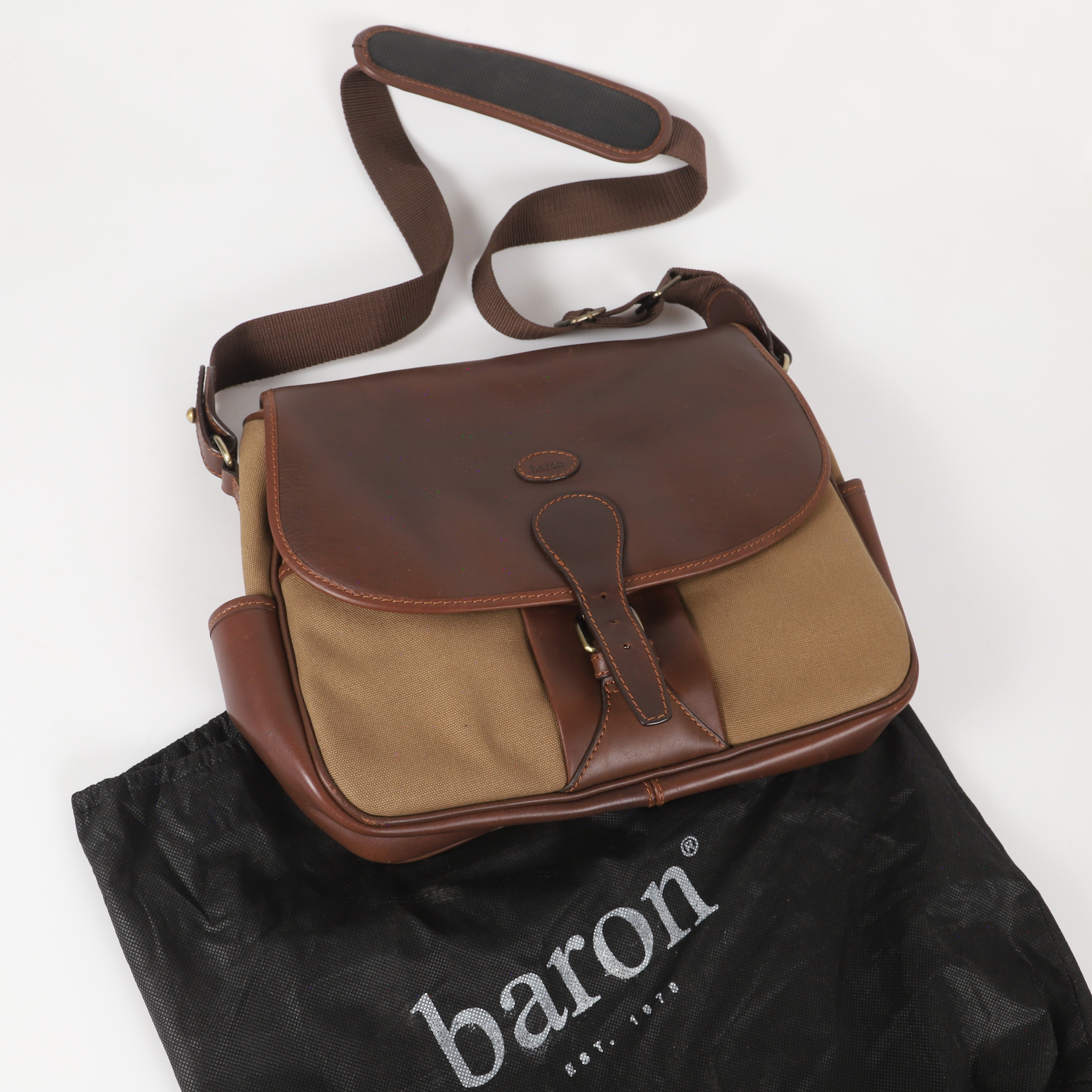 JAKT-/FISKEVÄSKA, skinn/kanvas, Baron.