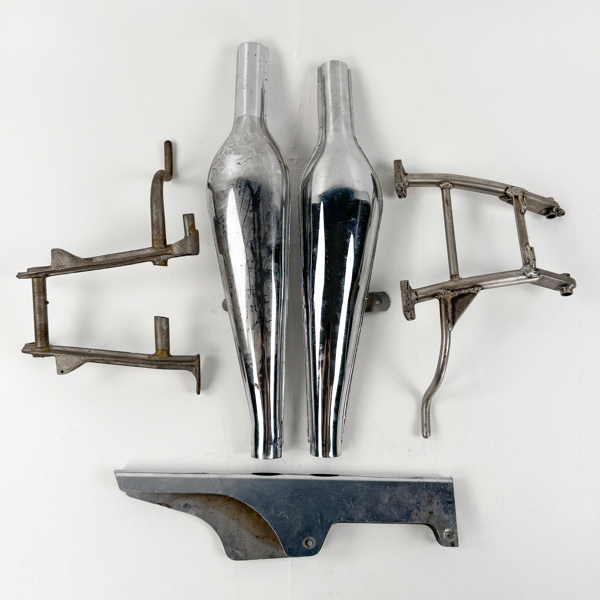 NORTON, 5 delar, bl.a modell Dominator, 1950/60-tal, England.