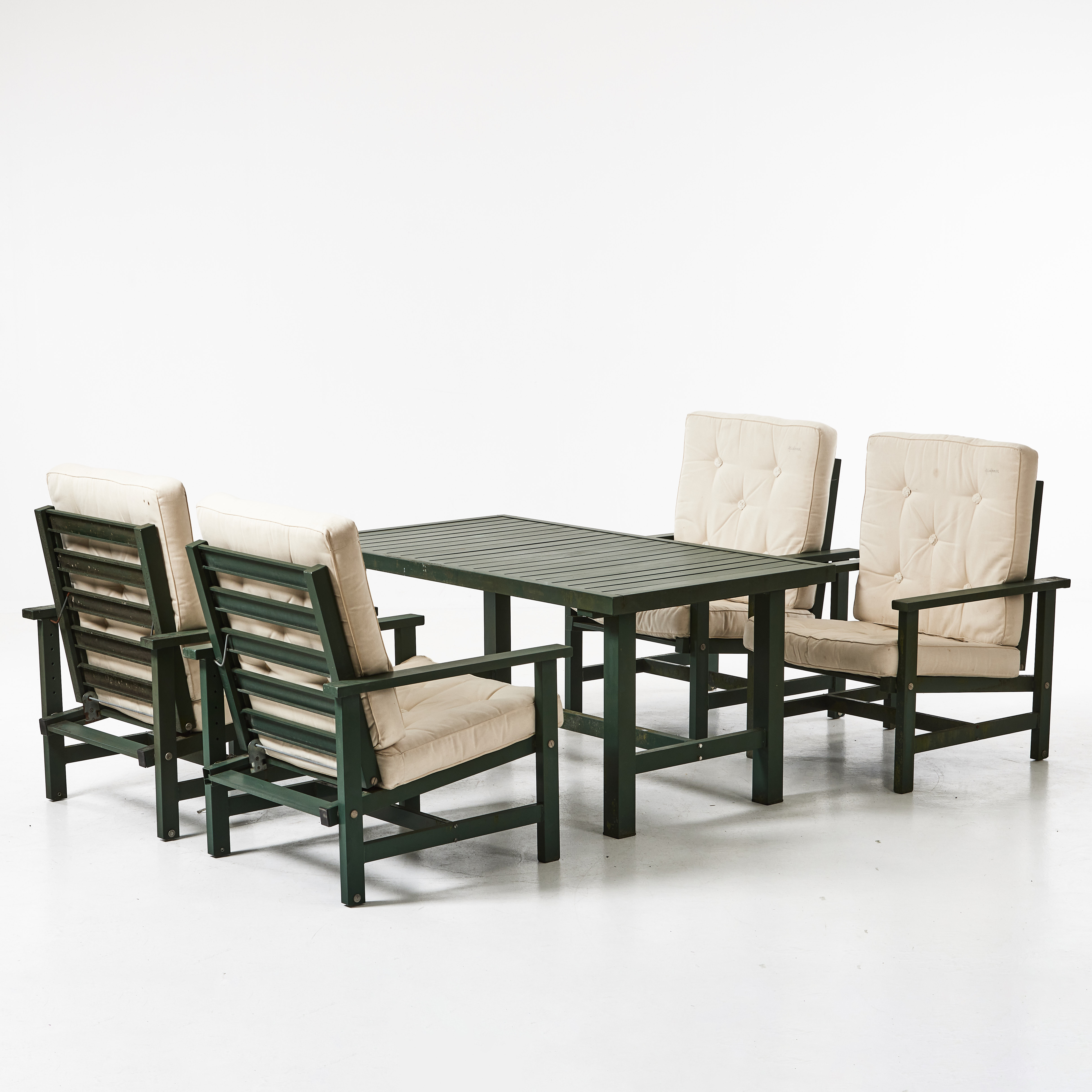 ELSA STACKELBERG. Trädgårdsmöblemang, 5 delar, Fri Form, etikettmärkta.