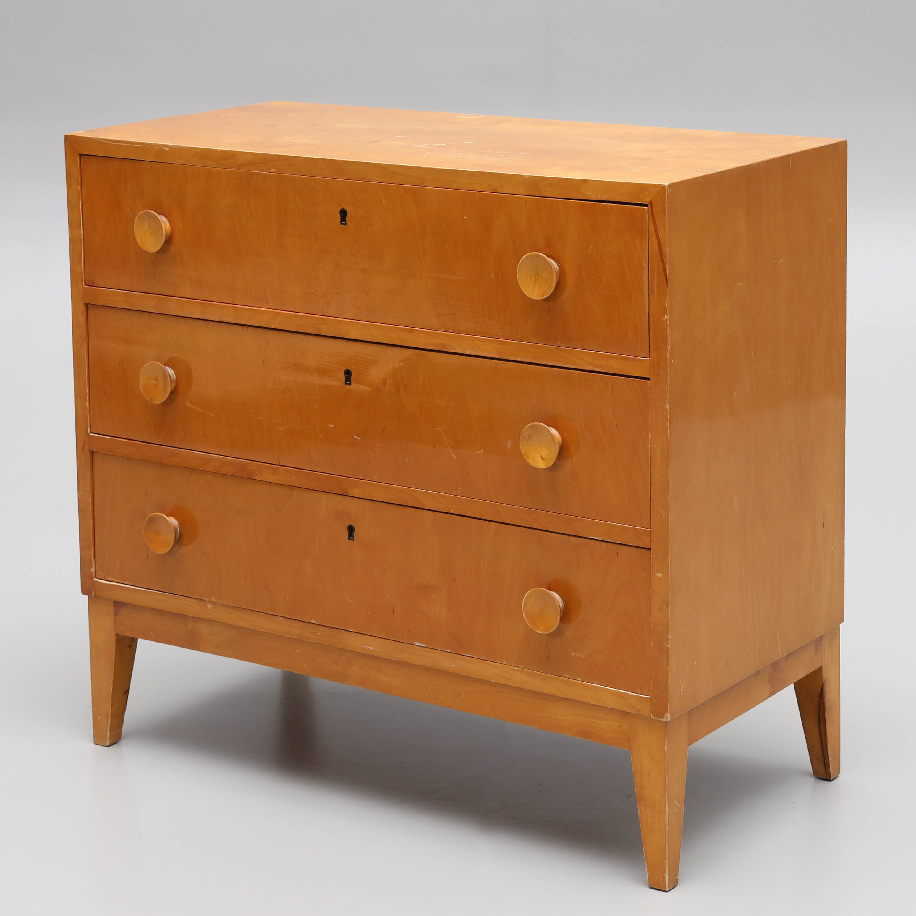 BYRÅ, 3-lådor, fanerad i björk, 1940/50-tal.