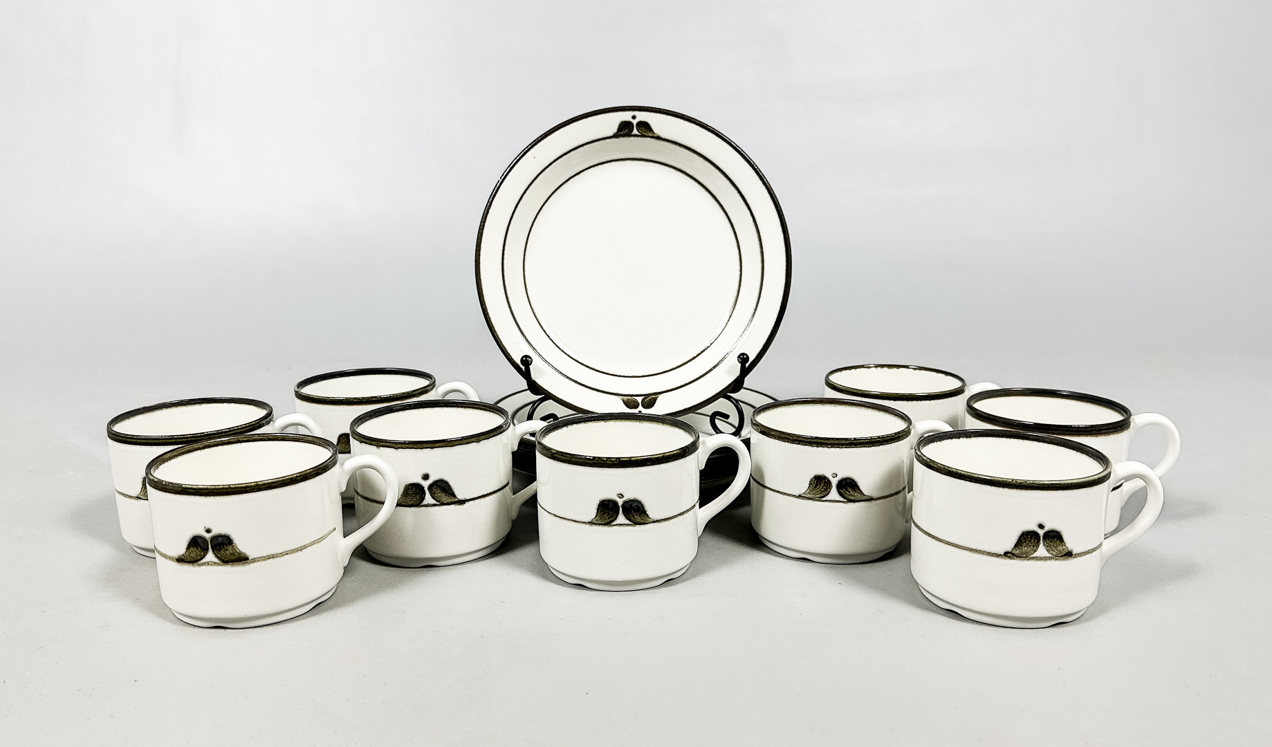 CARL HARRY STÅLHANE. SERVISDELAR, 14 delar, flintgods, "Nordica", Rörstrand.