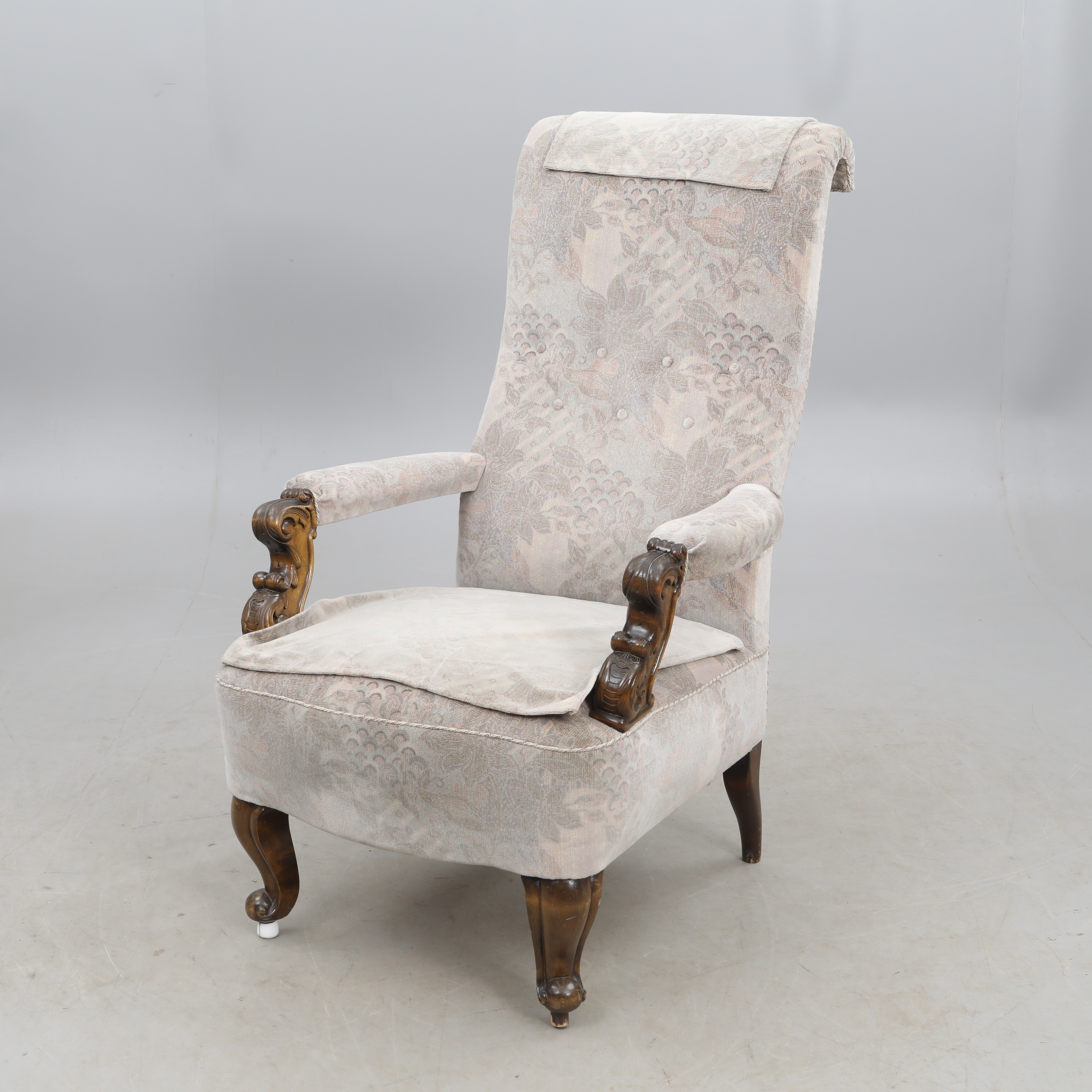 FÅTÖLJ, nyrokoko, 1800 talets andra hälft.