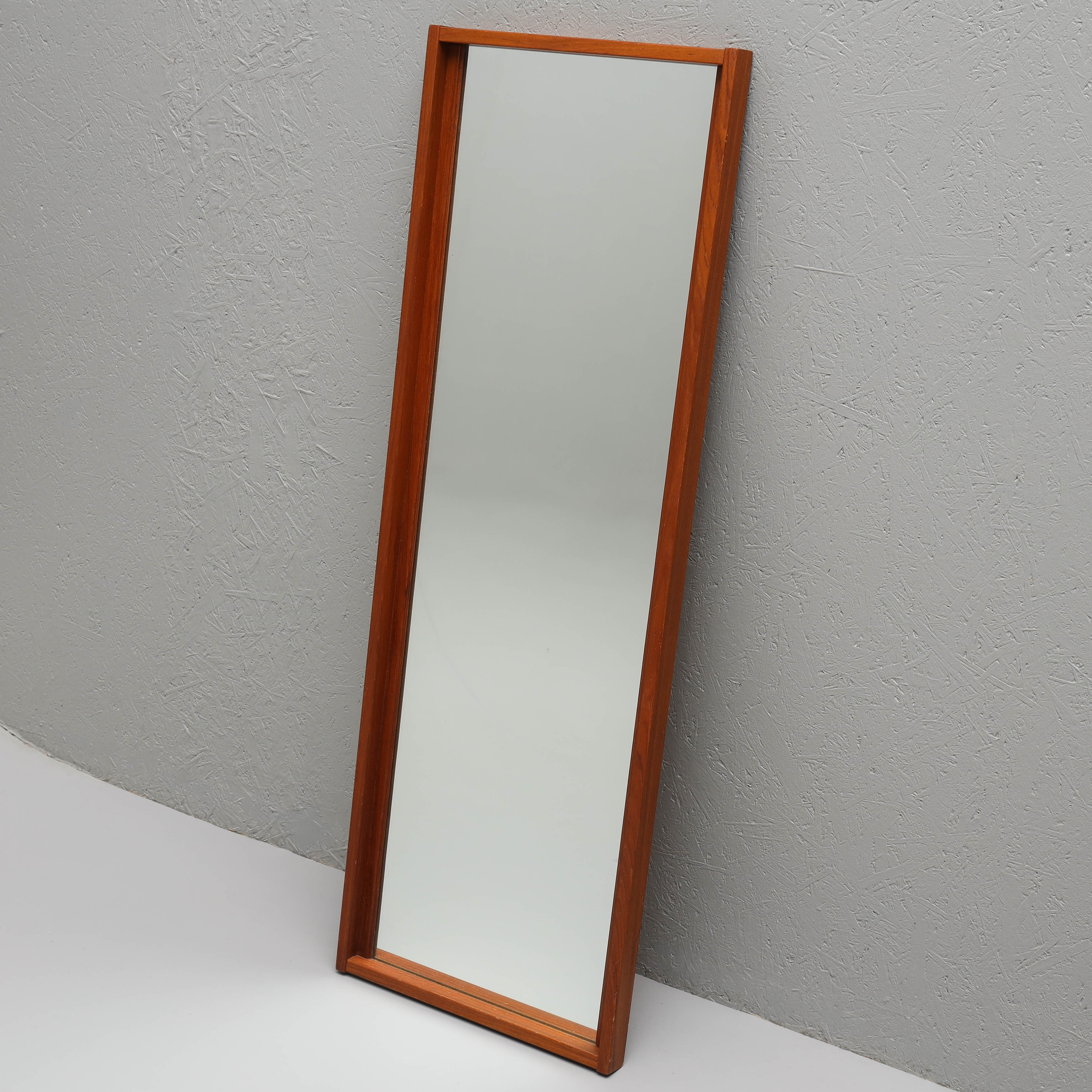 SPEGEL, ram i teak, "Sabina", Fröseke.