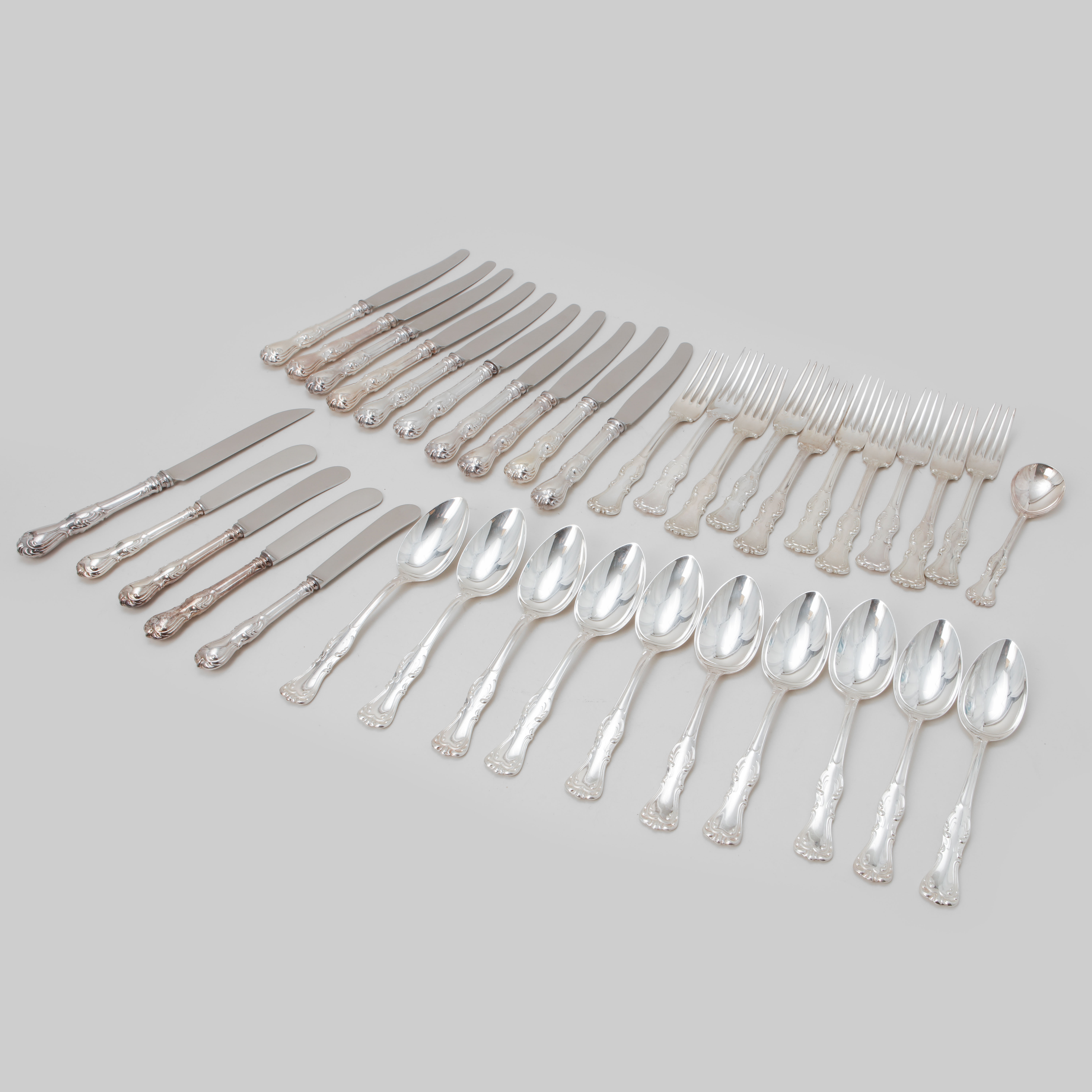 BESTICKUPPSÄTTNING, "Prins Albert", 36 delar, vikt ca 1900 gram.