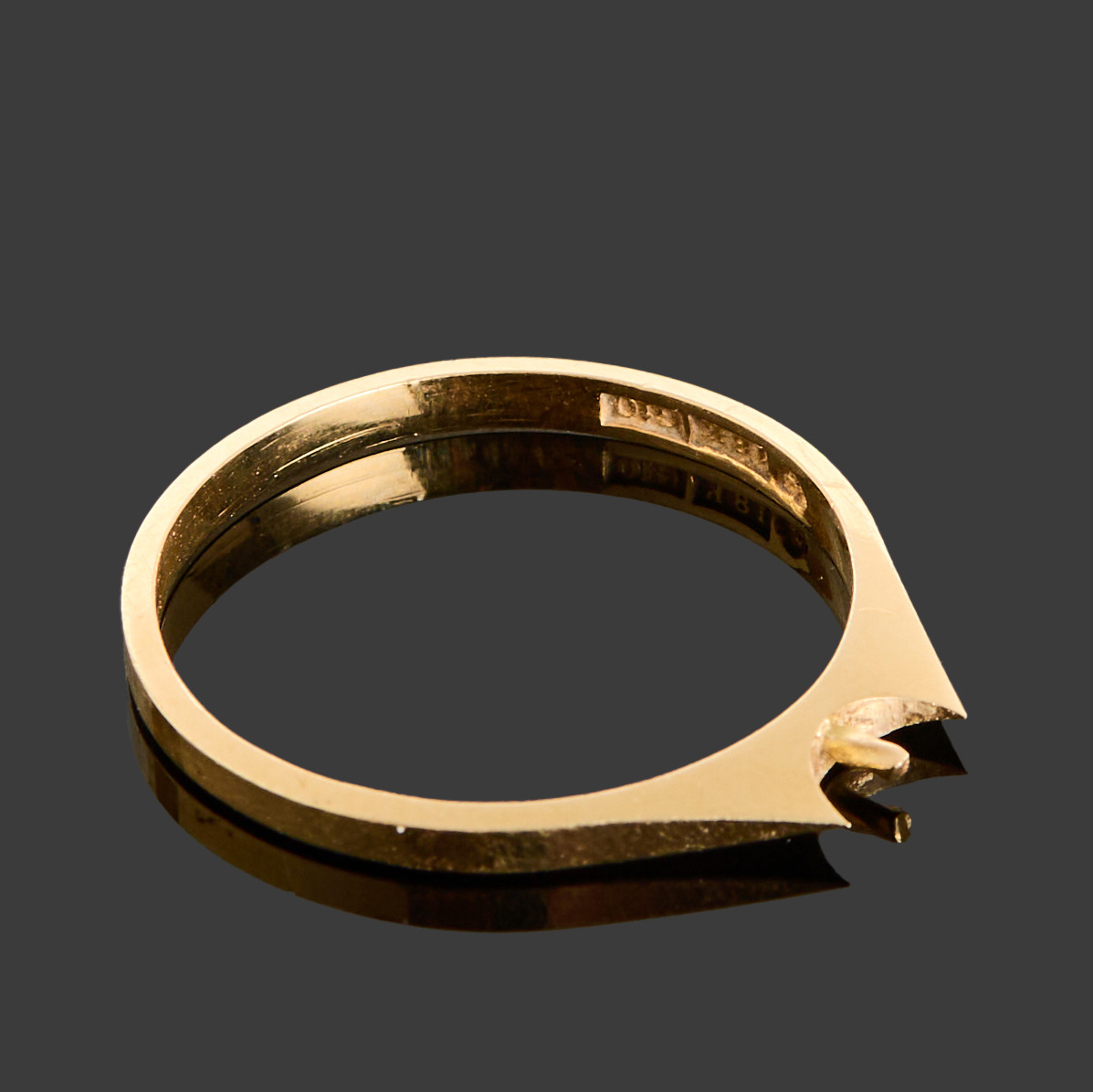 RINGSKENA, 18k guld, utan sten, Ceson Guldvaru, 1981, Göteborg.