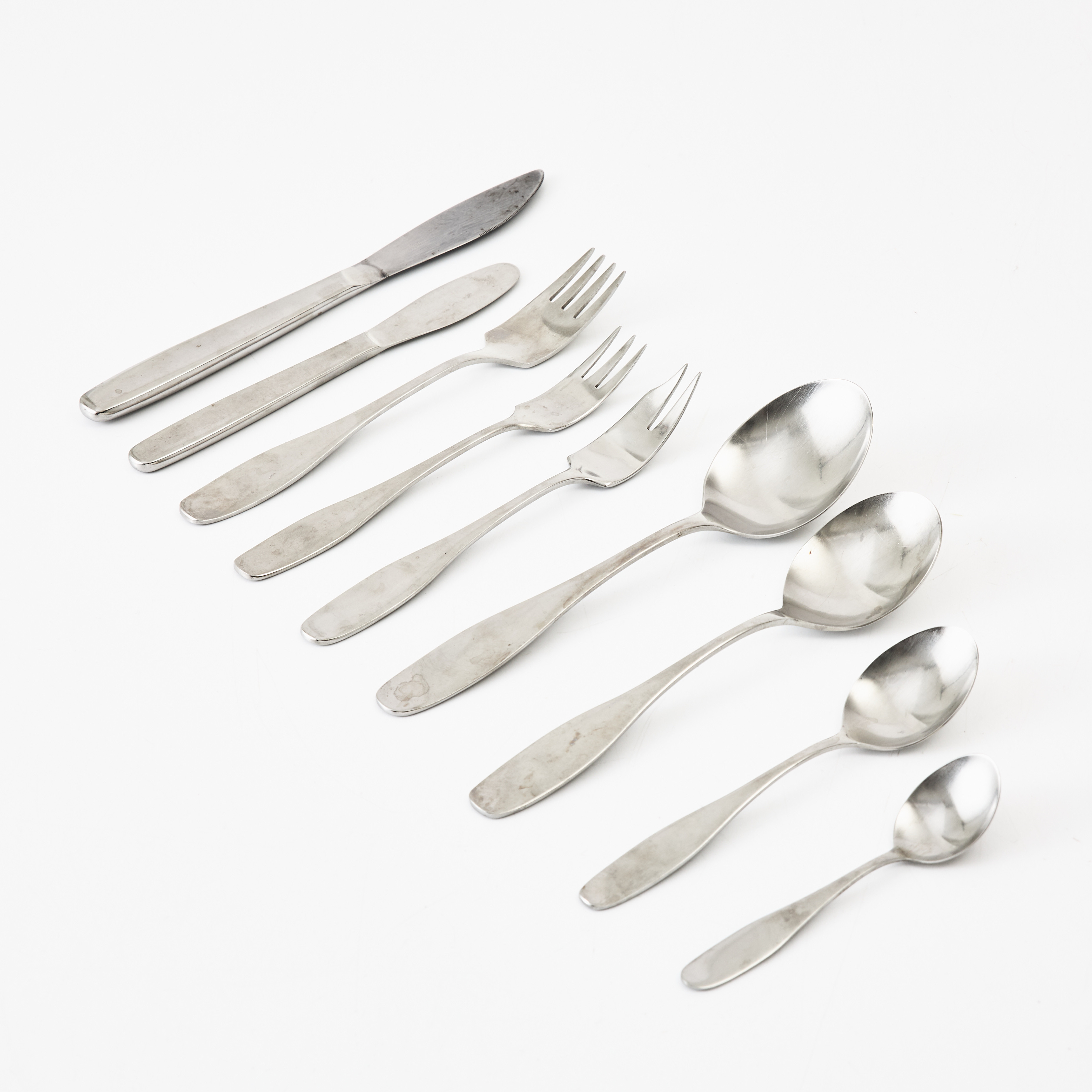 SIGURD PERSSON. "Servus", 69 dlr., bestick, Gense, rostfritt stål, märkta.