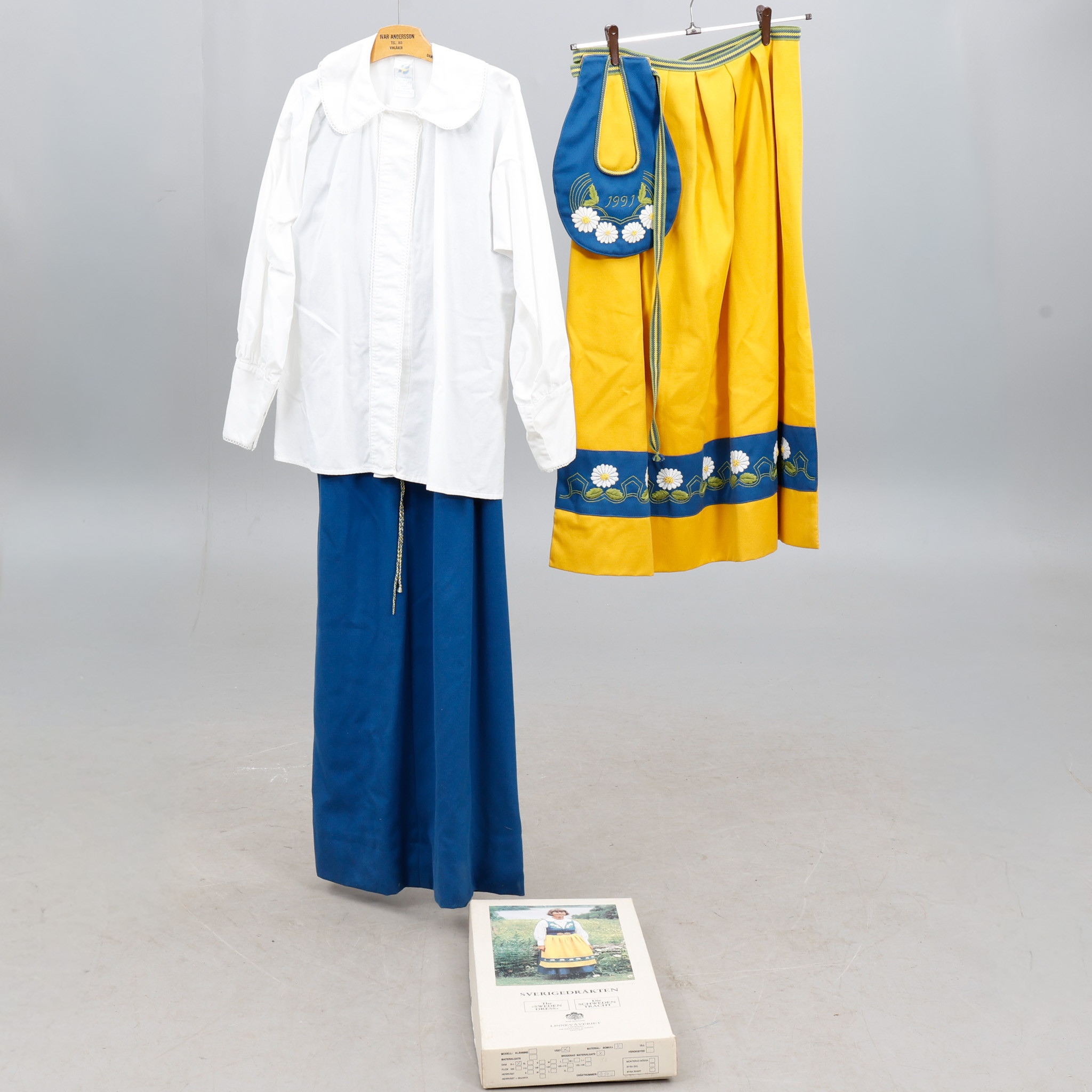 SVERIGEDRÄKT, 6 delar, Linneväveriet Horred, Ab Ekelund o Esspe.