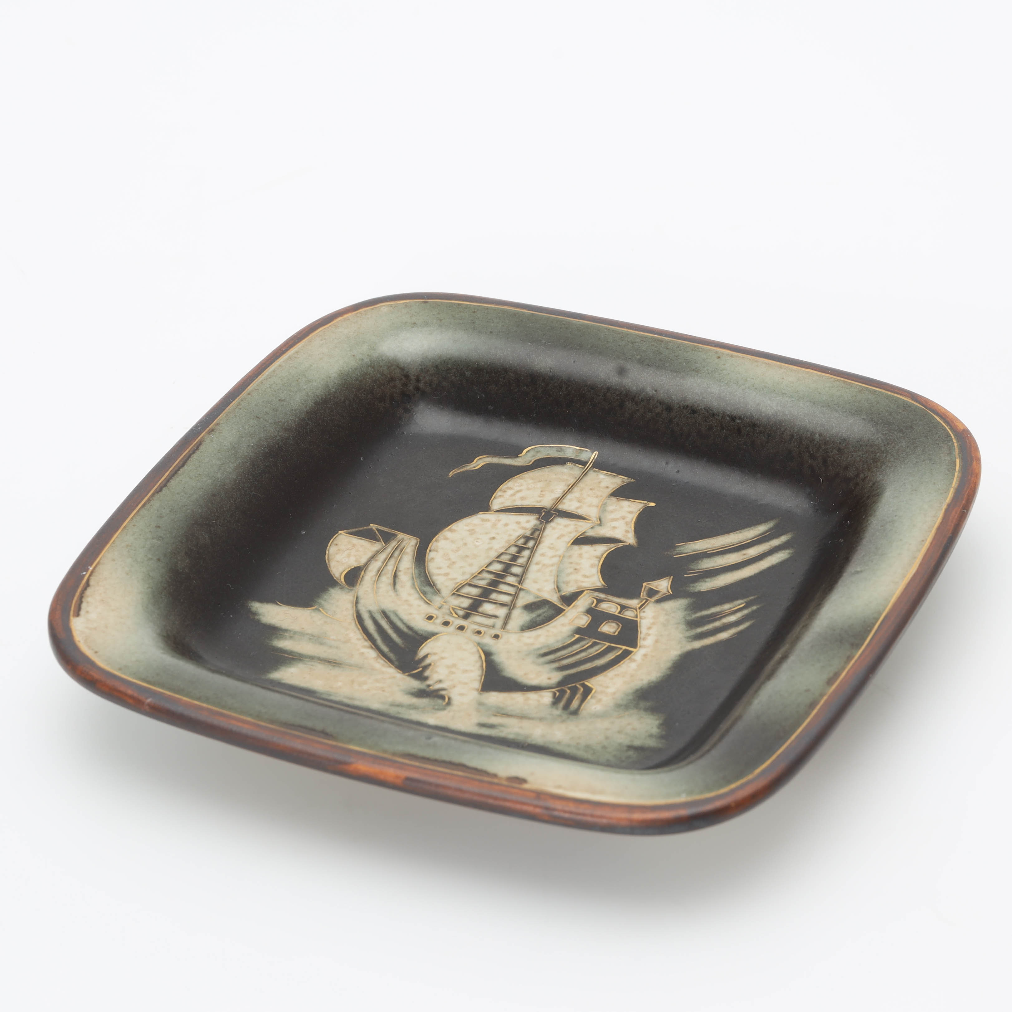 GUNNAR NYLUND. fat, stengods, "Flambé", dekor Stålhane, Alp, Lidköping.