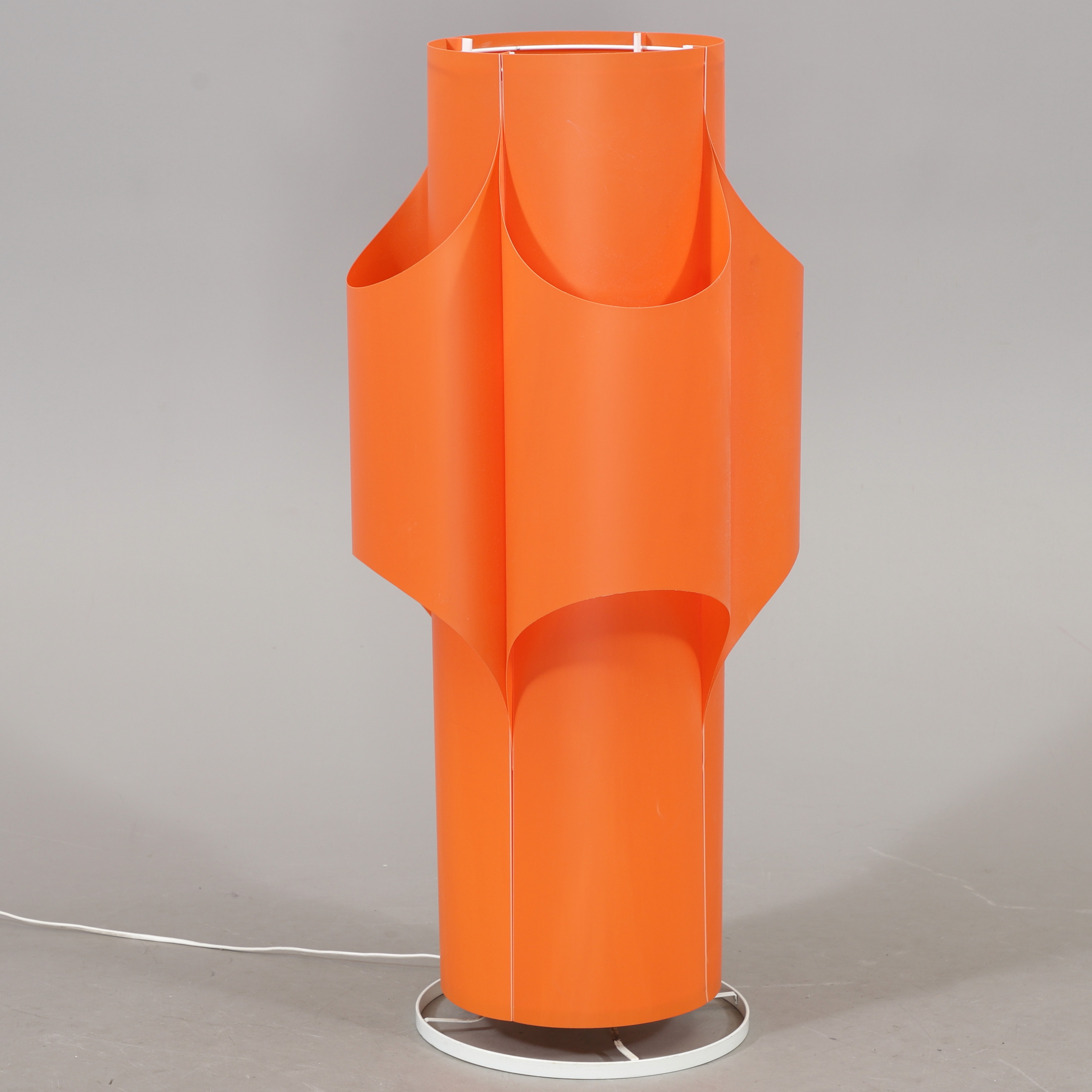 TORSTEN ORRLING. Golvlampa, plast, Hans Agne Jakobsson, för Scanlight, Markaryd.