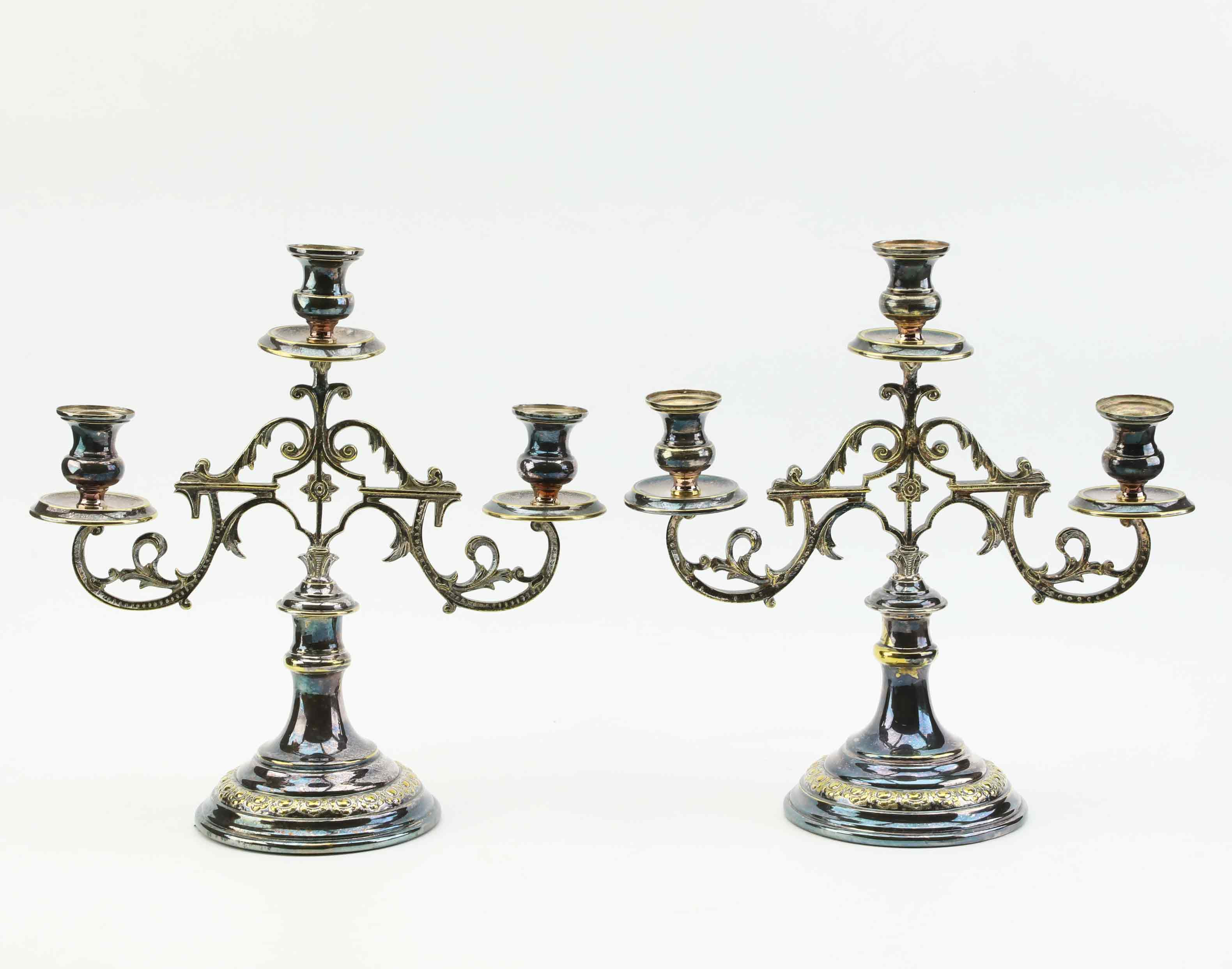 KANDELARBRAR, ett par, nysilver, rokokostil, 1900-tal.