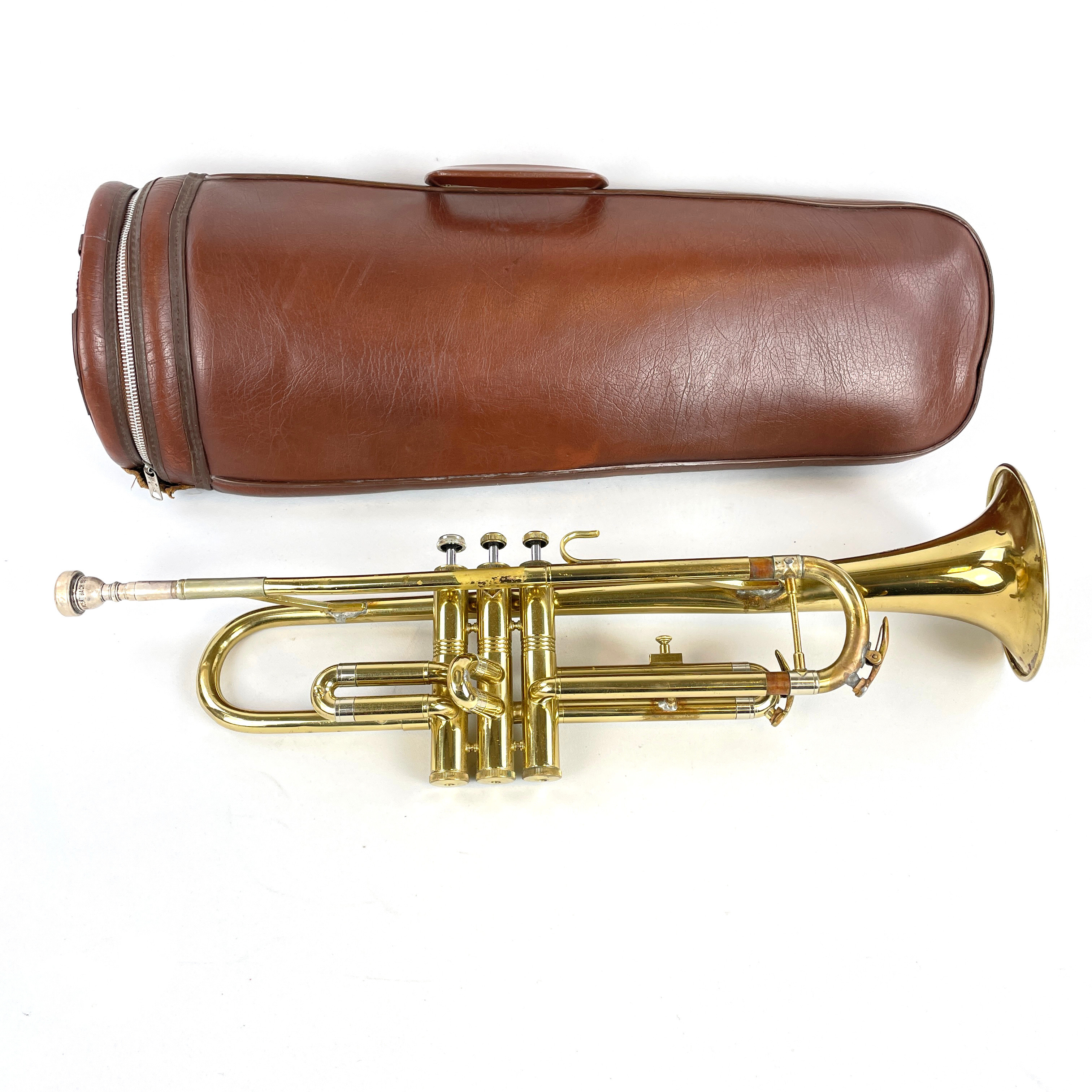 TRUMPET, mässing, J.R. LaFleur & Sons, Zenith, England.