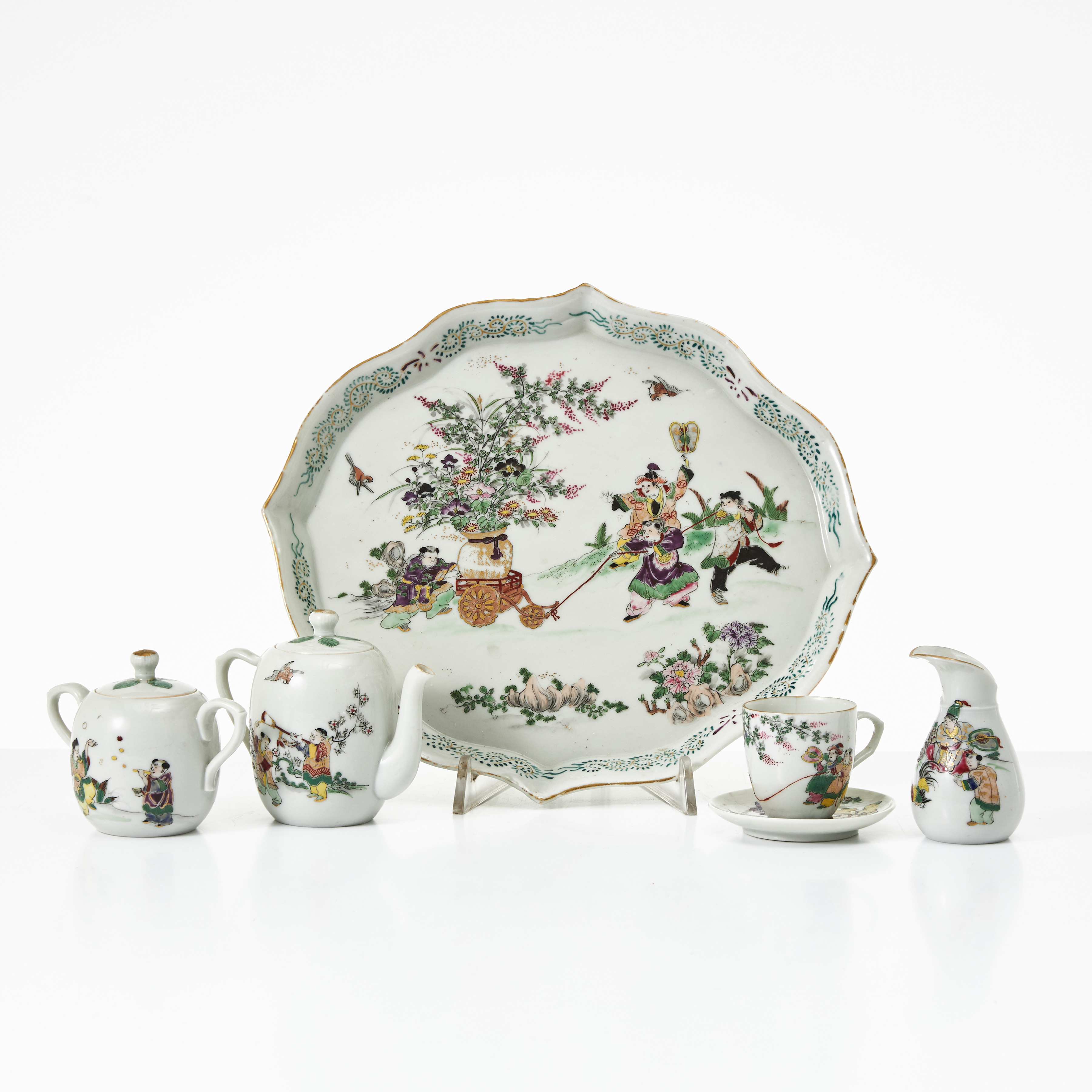 BARNSERVIS, 5 delar, porslin, Kina, ca 1930-tal.