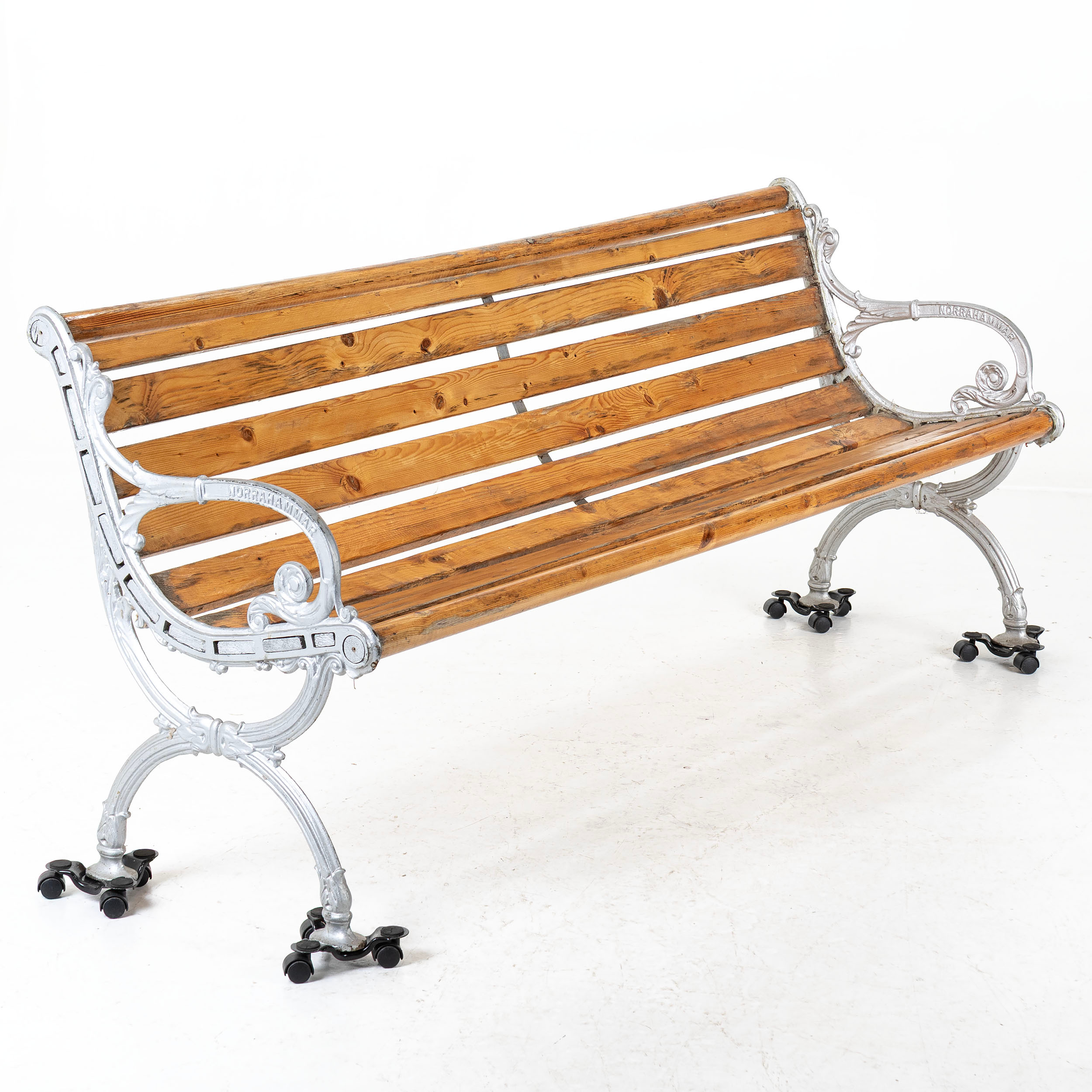 TRÄDGÅRDSSOFFA, trä & gjutjärn, Norrahammar.