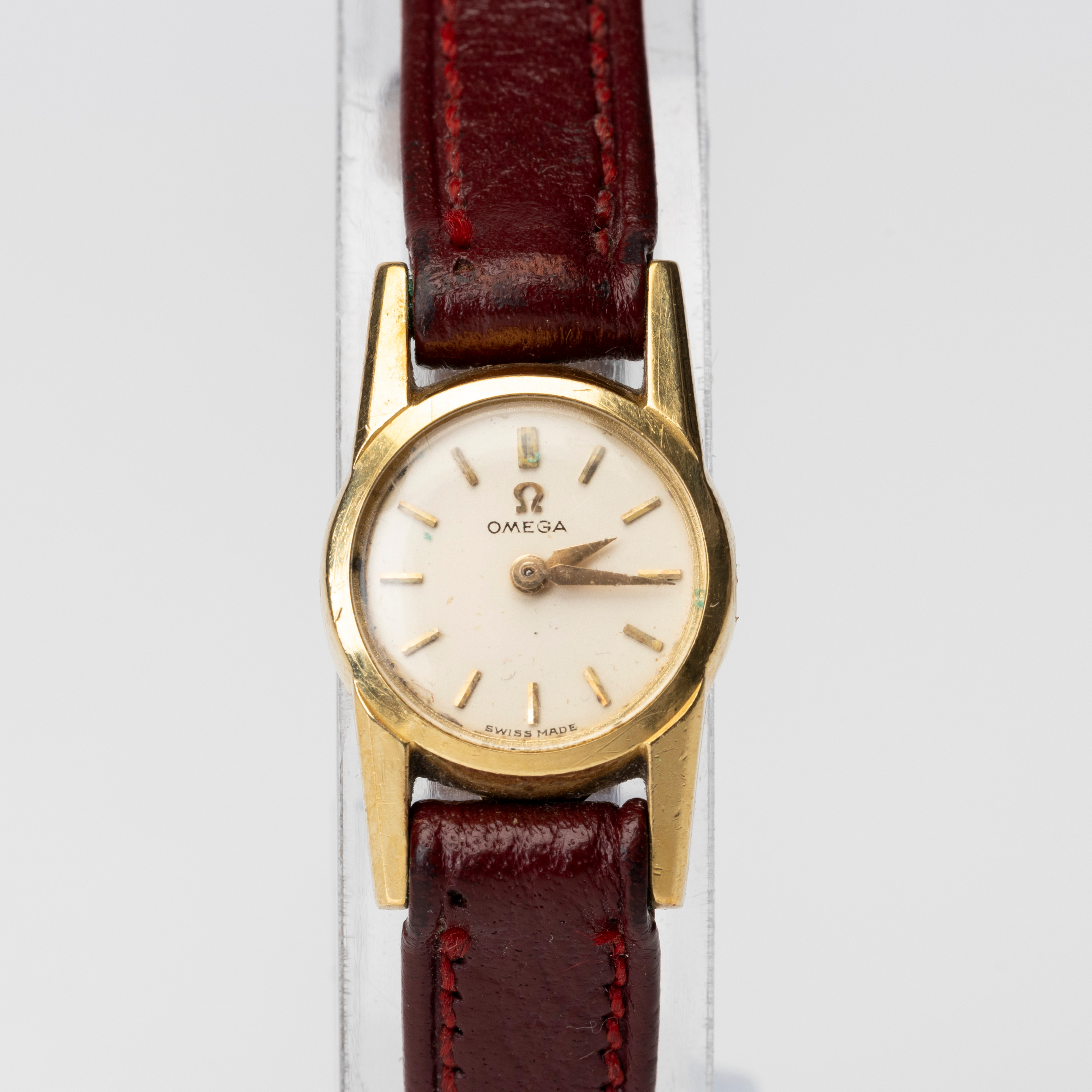 OMEGA, armbandsur, manuell, cal. 482, boett av 18K guld, 1900-talets andra hälft.