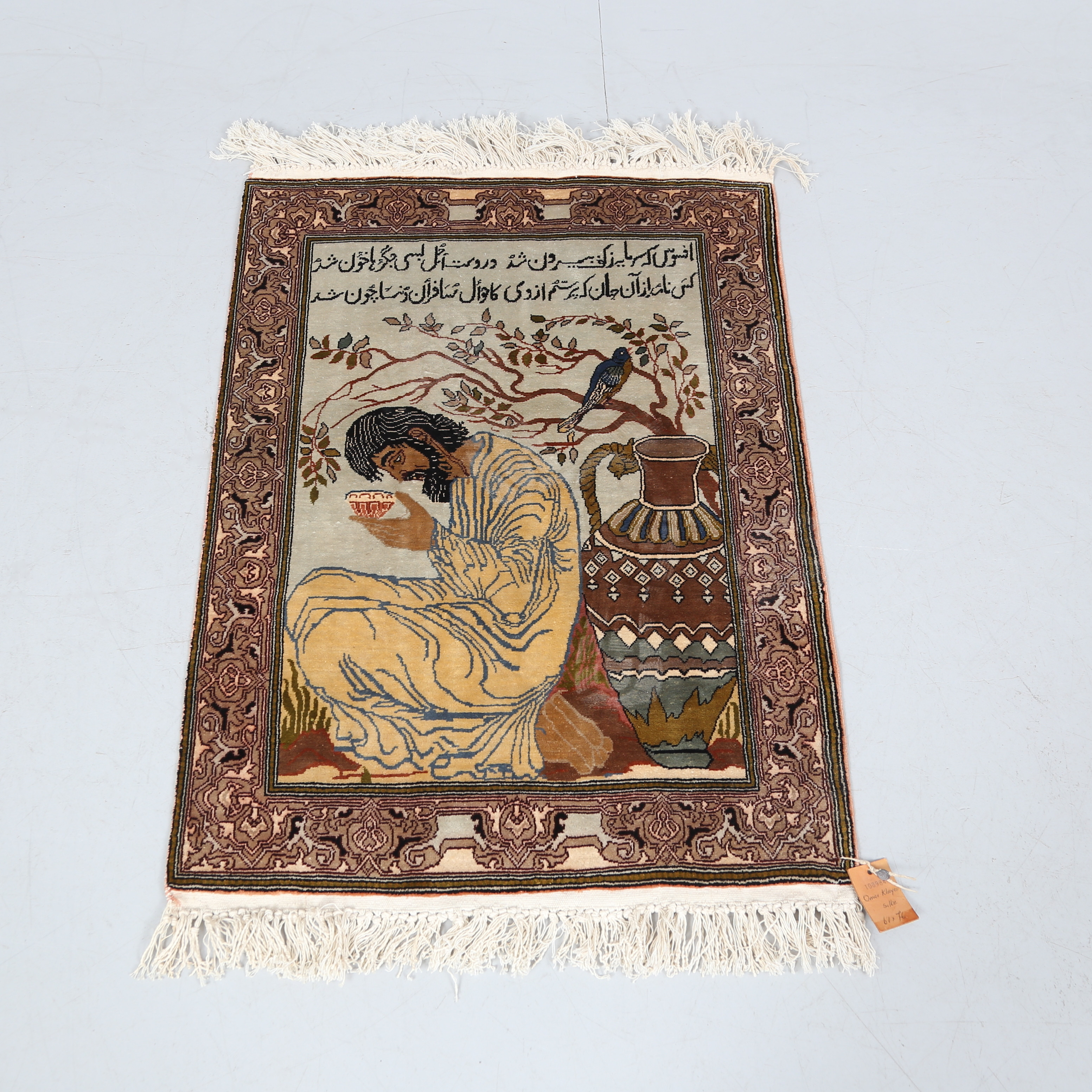 MATTA, silke på bomullsvarp, Kashmir, 61 x 76 cm.