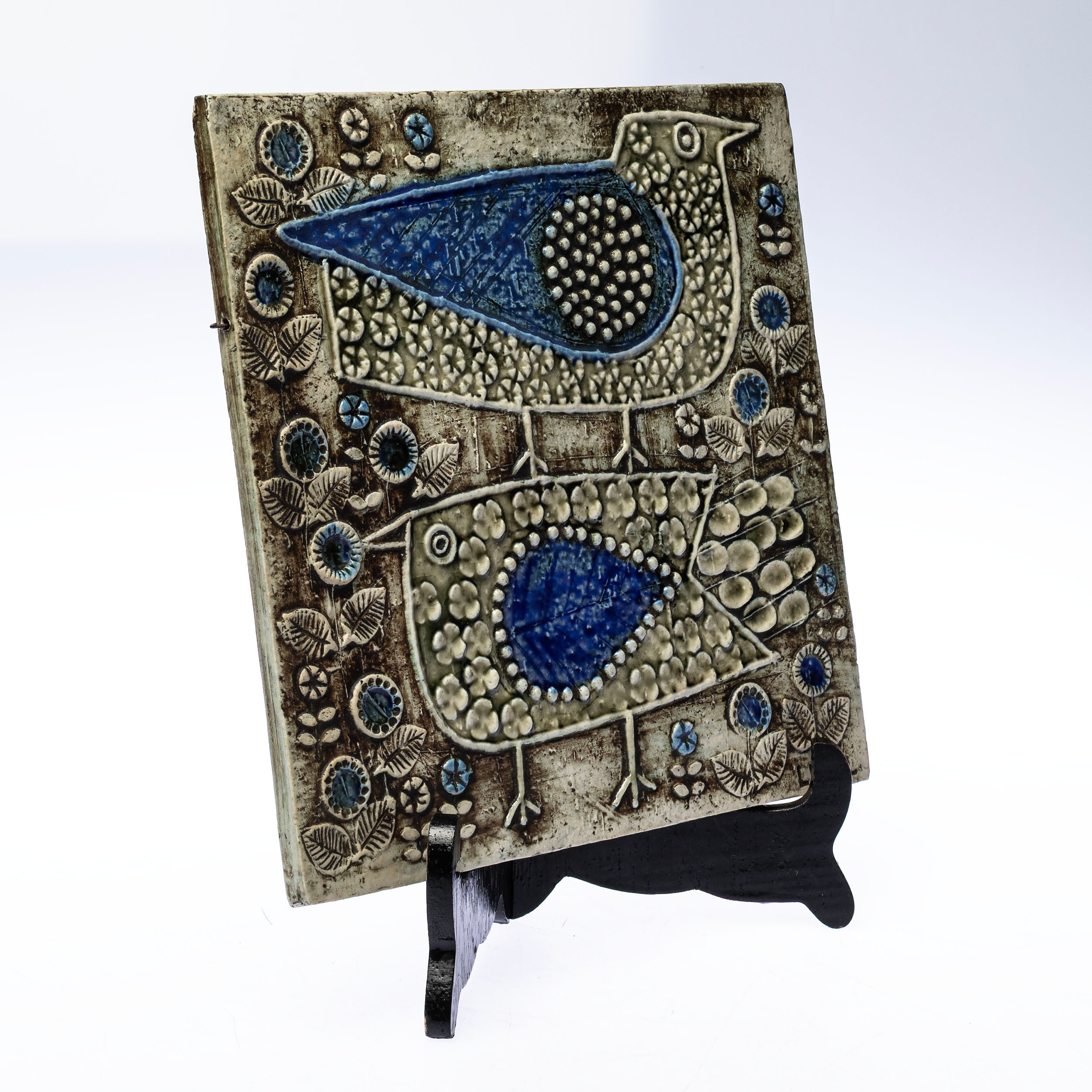 LISA LARSON. Väggplakett, "Fåglar", Stengods, Ur serien "Unik", Gustavsberg.