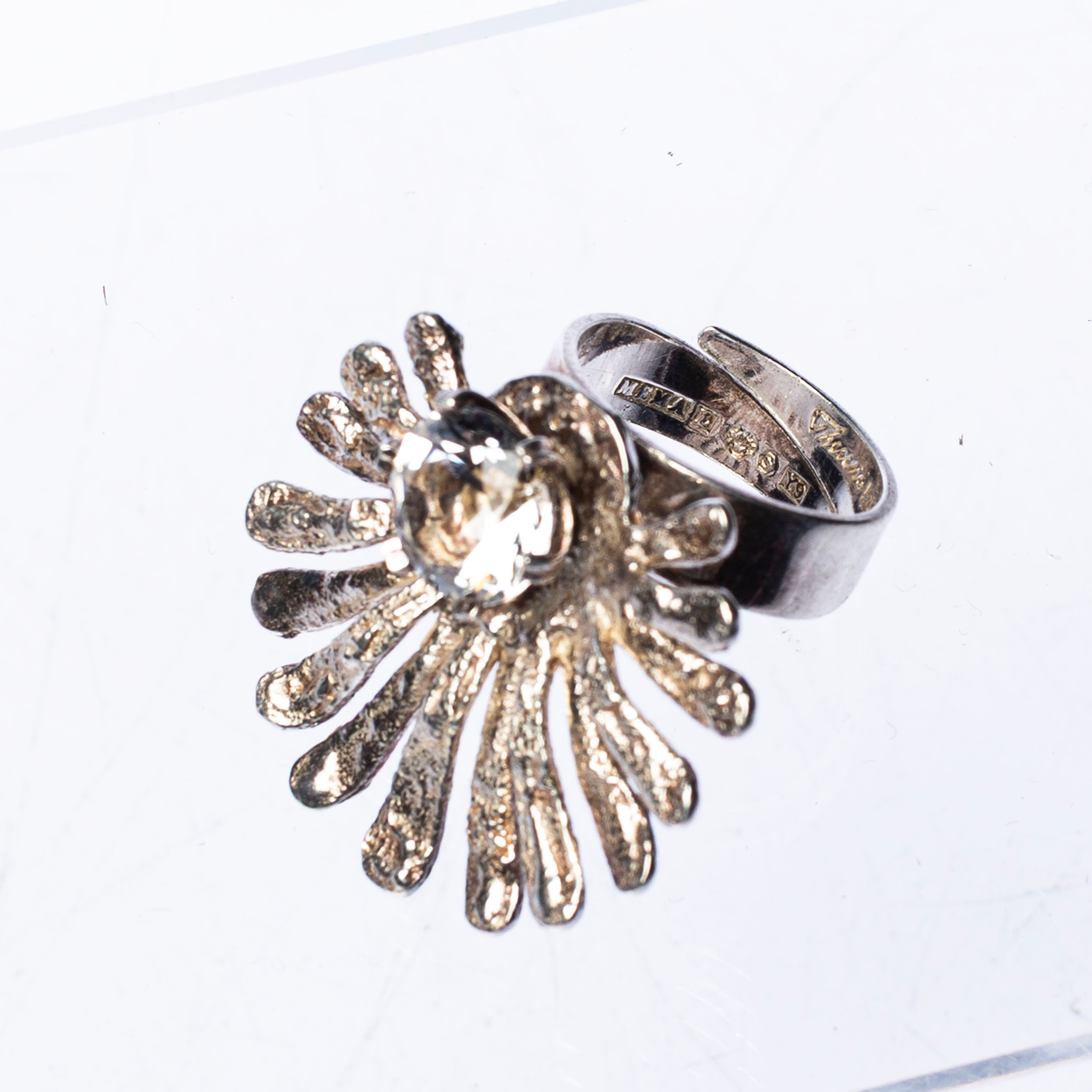 THERESIA HVORSLEV. Silverring med bergkristall, år 1973, Mema, signerad.