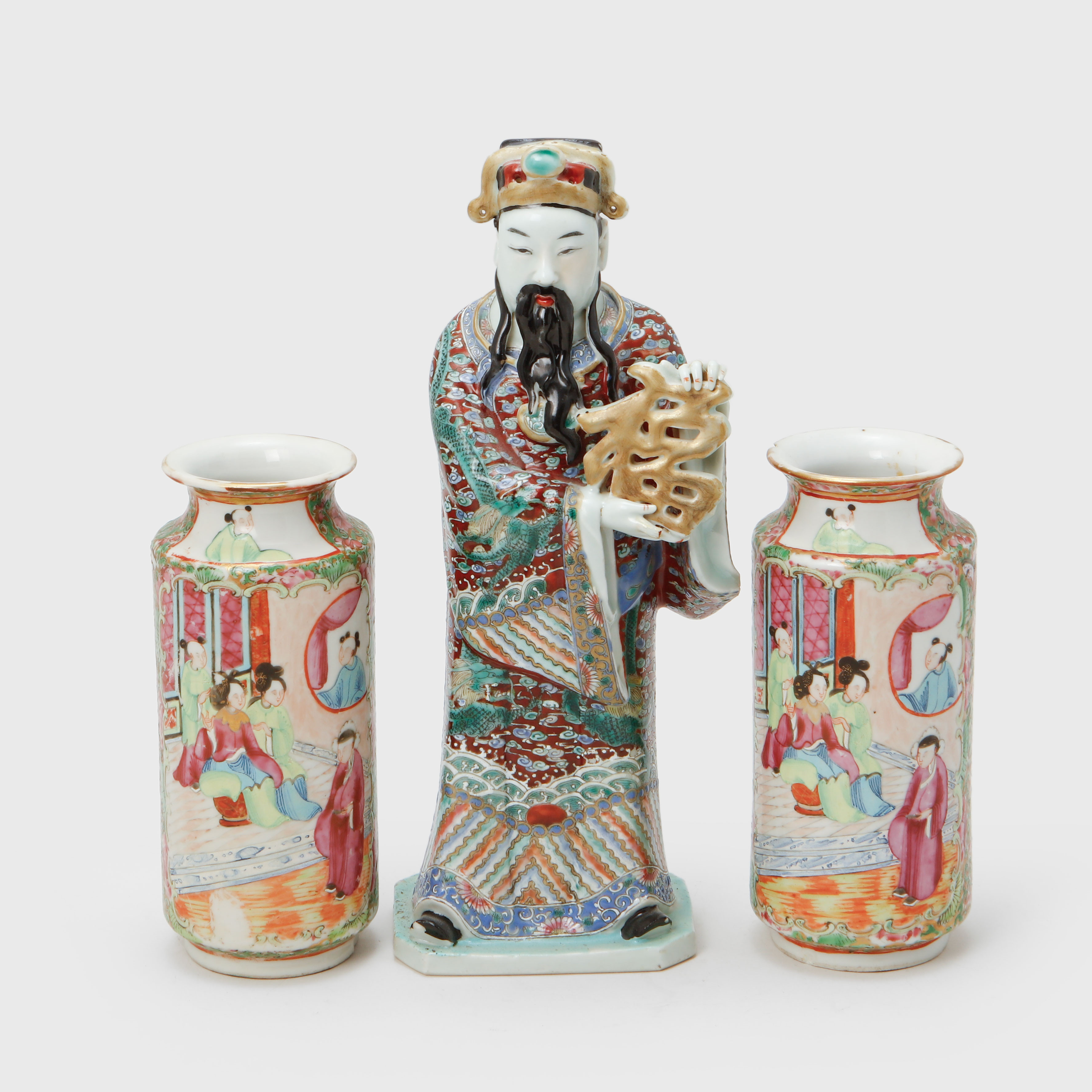 FIGURIN samt VASER, 2 st, porslin, Kina, 18-1900-tal.