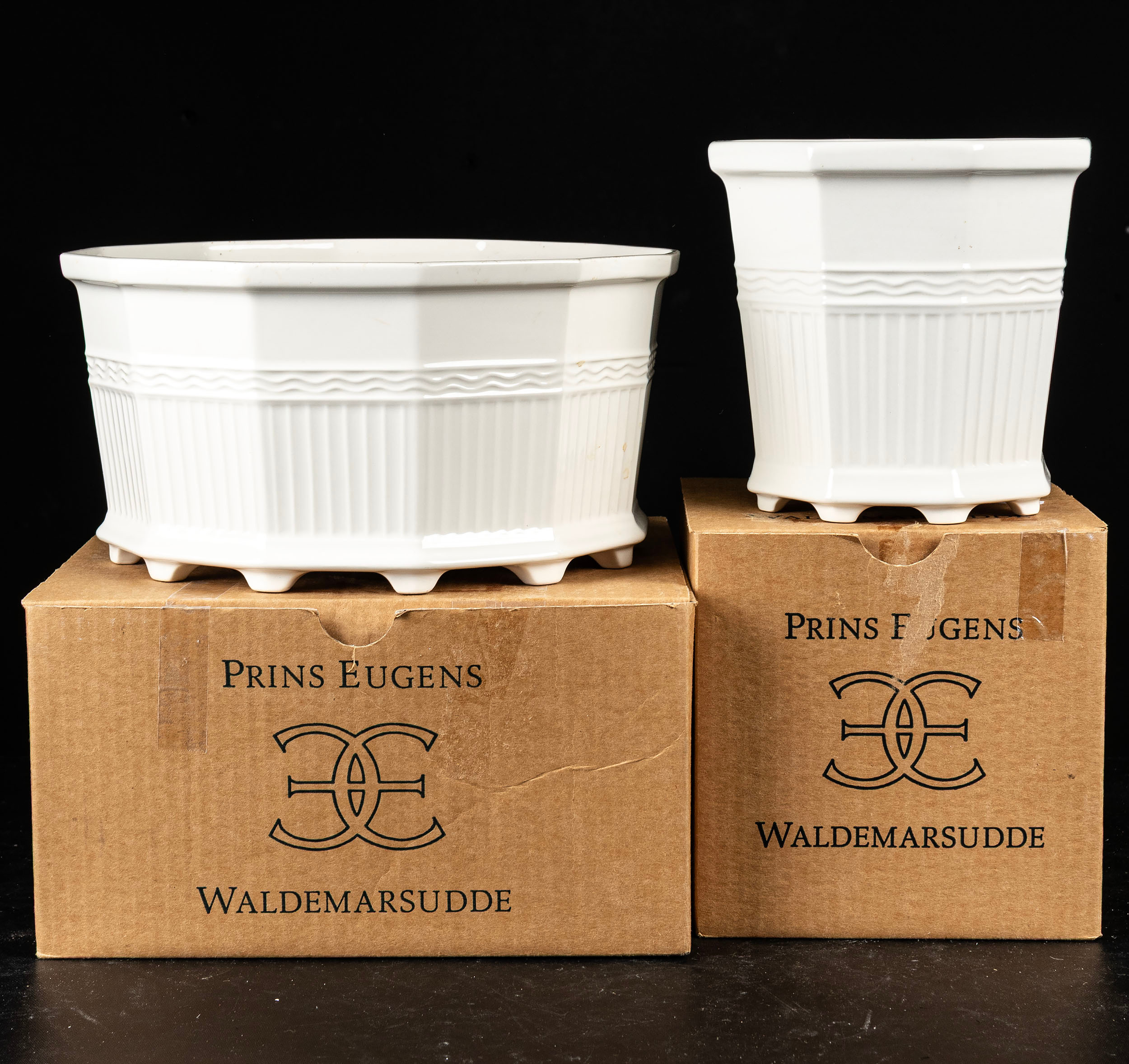 YTTERFODER, 2st "Waldemarsudde", Prins Eugen, Rörstrand / Gustavsberg.