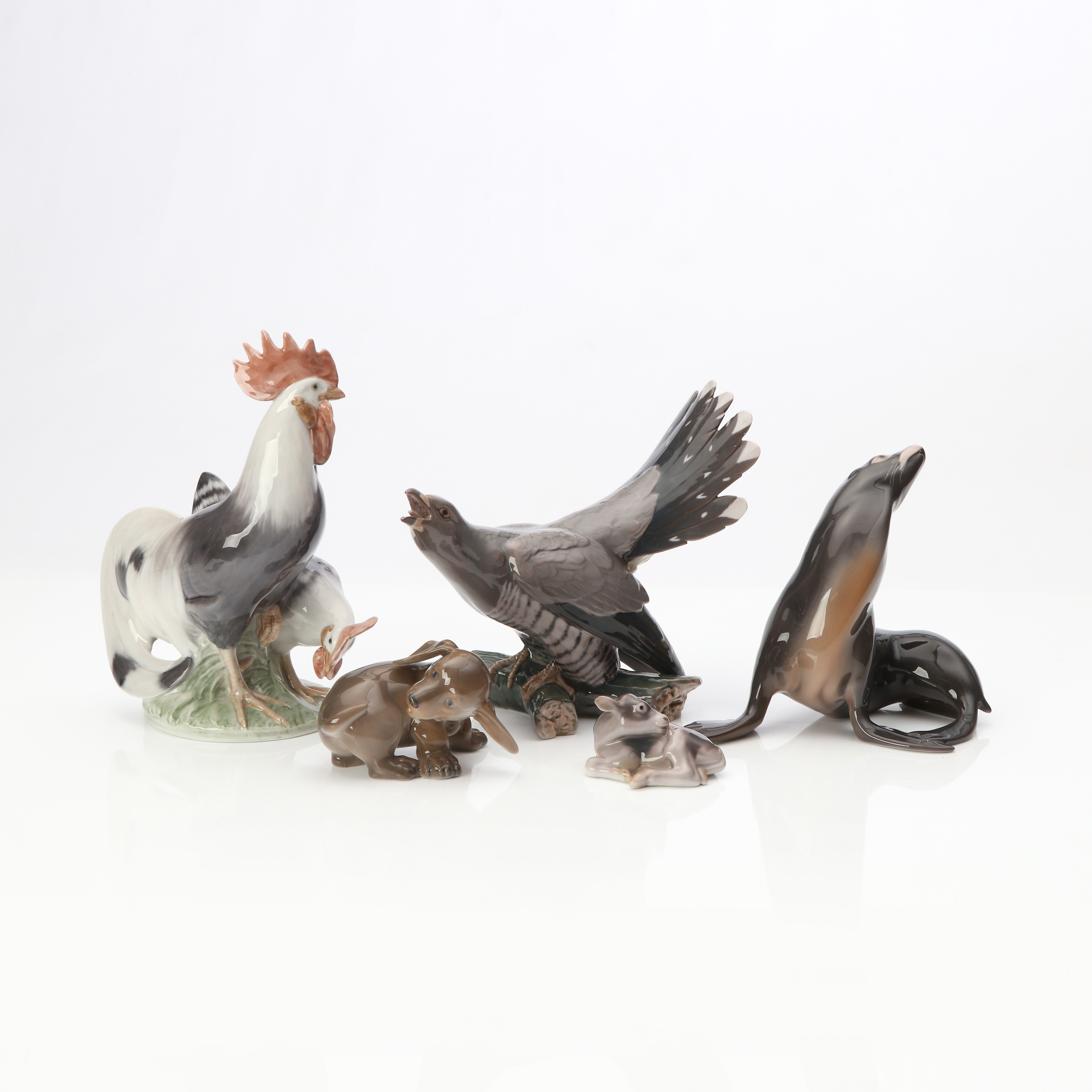 FIGURINER, FEM ST. porslin. Royal Copenhagen samt Bing & Gröndahl. Djur.