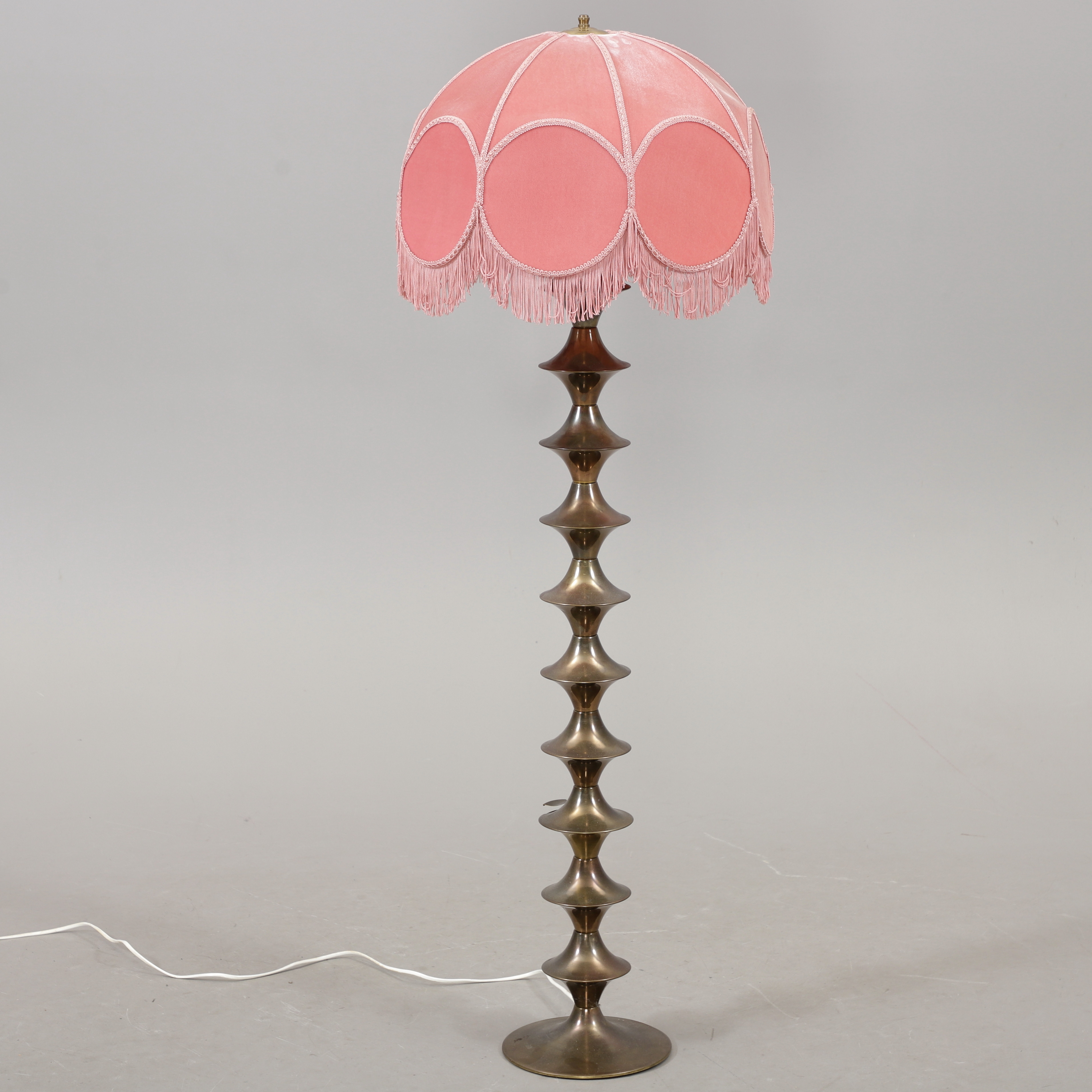 GOLVLAMPA, mässing, Elit AB, 1970-tal.