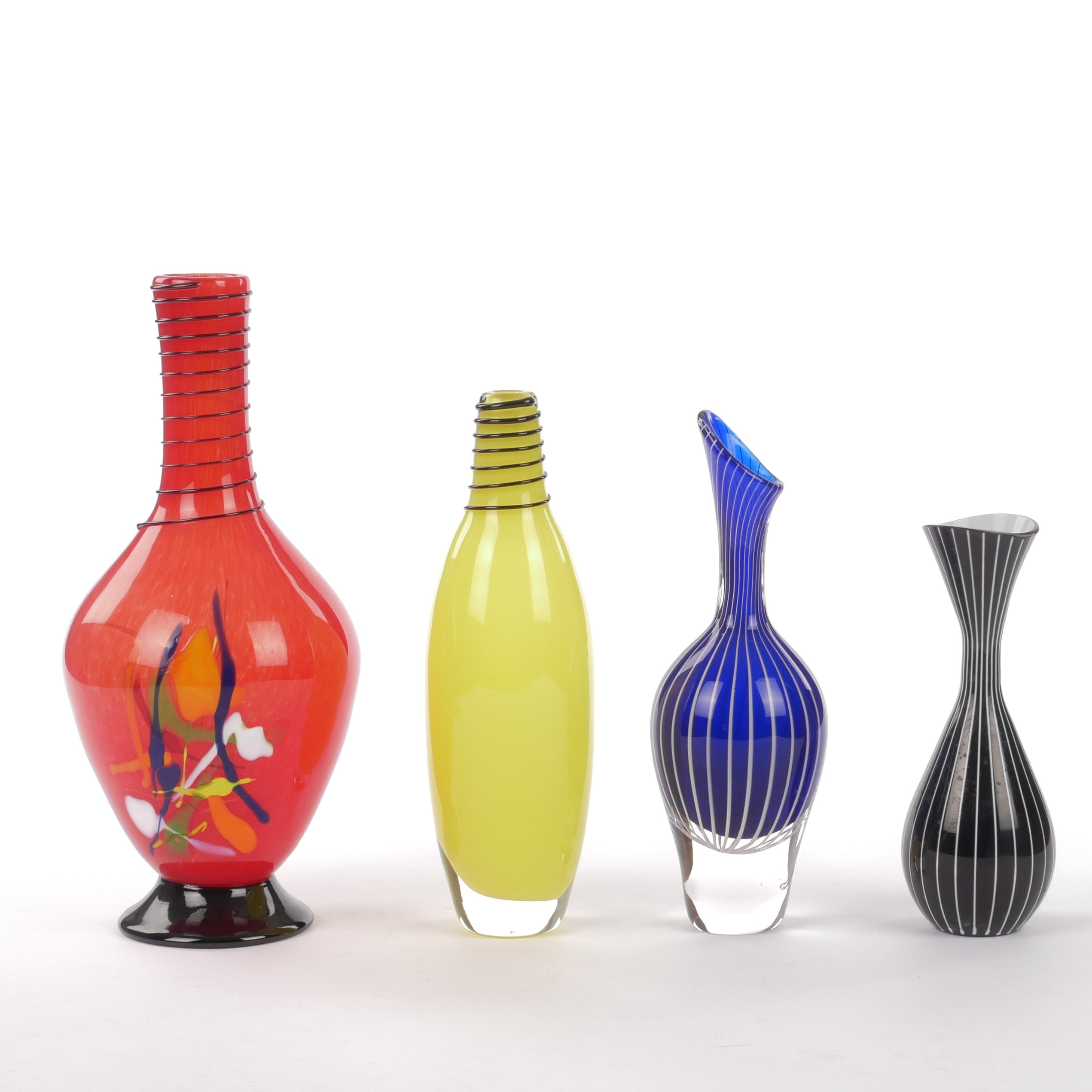 VASER, 4 st, glas, bla Pukeberg.