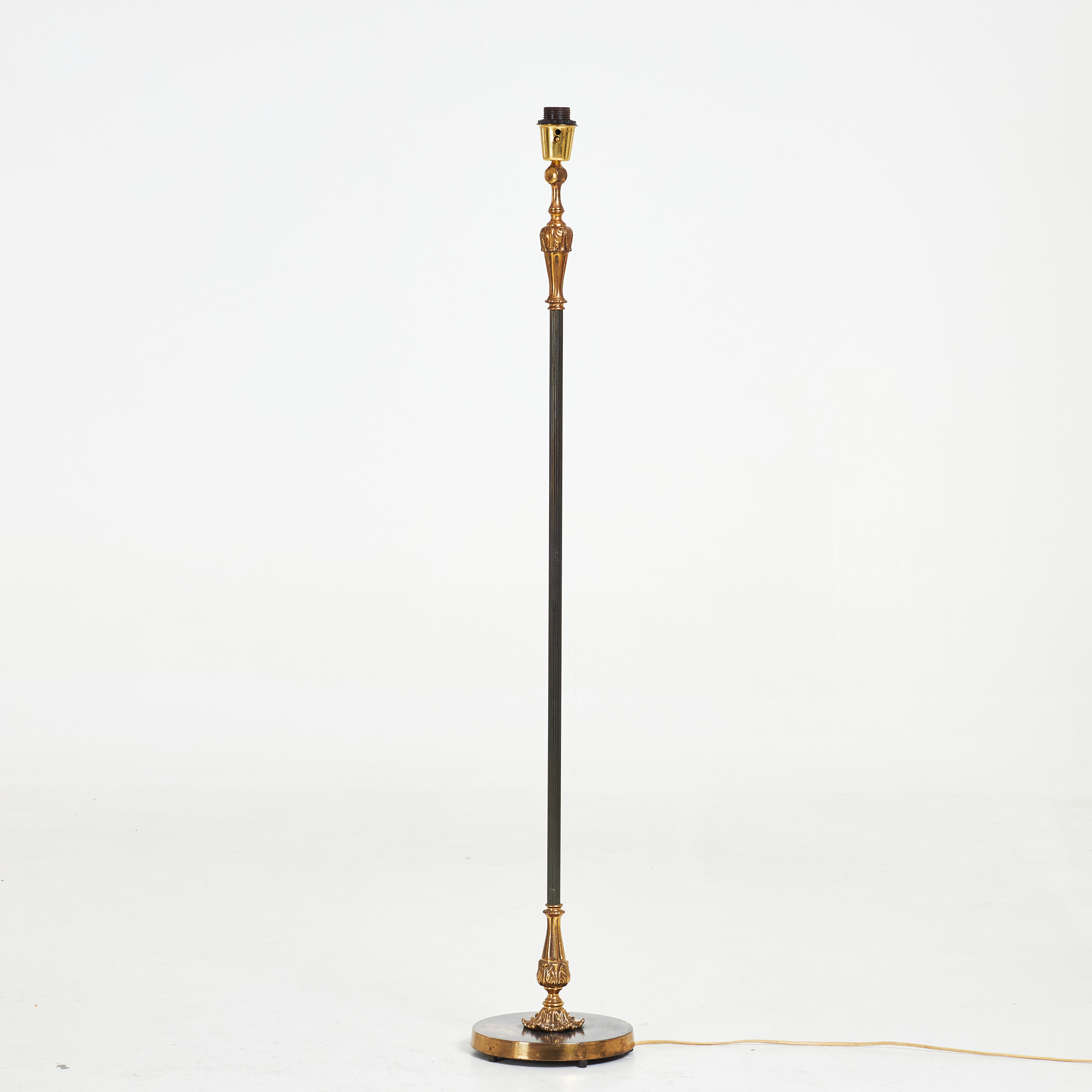 GOLVLAMPA, Falkenbergs belysning, mässing, svartlackerad metall, märkt, FLB 7045.