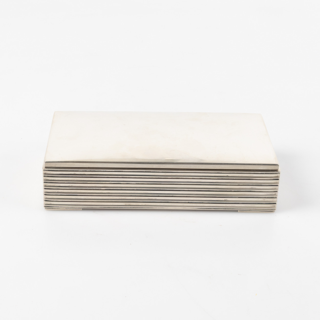 SILVERSKRIN, silver, svenska importstämplar, Nilsson Aktiebolaget L, Malmö 1946.