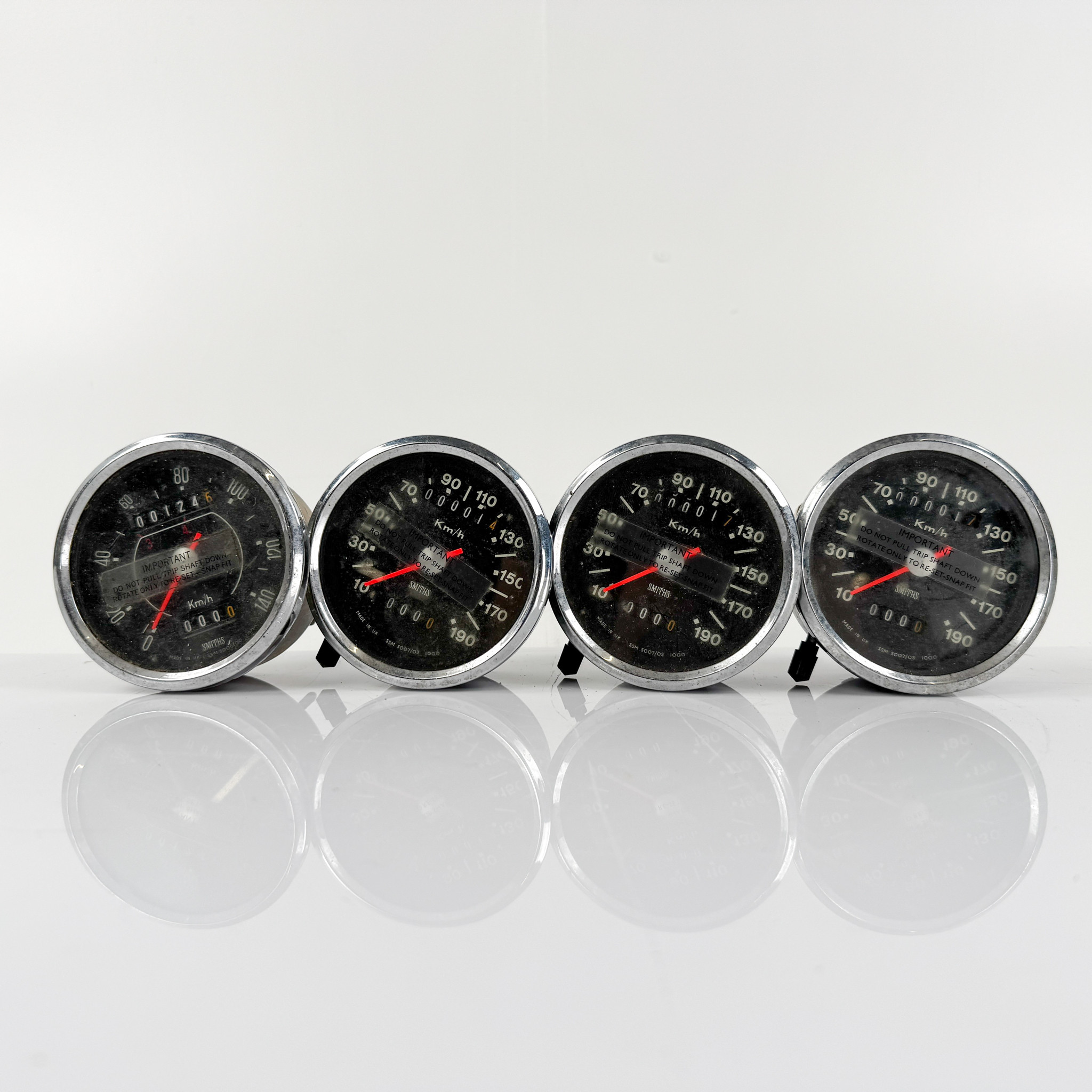 SMITHS, hastighetsmätare, 4 st, 1970-tal, England.