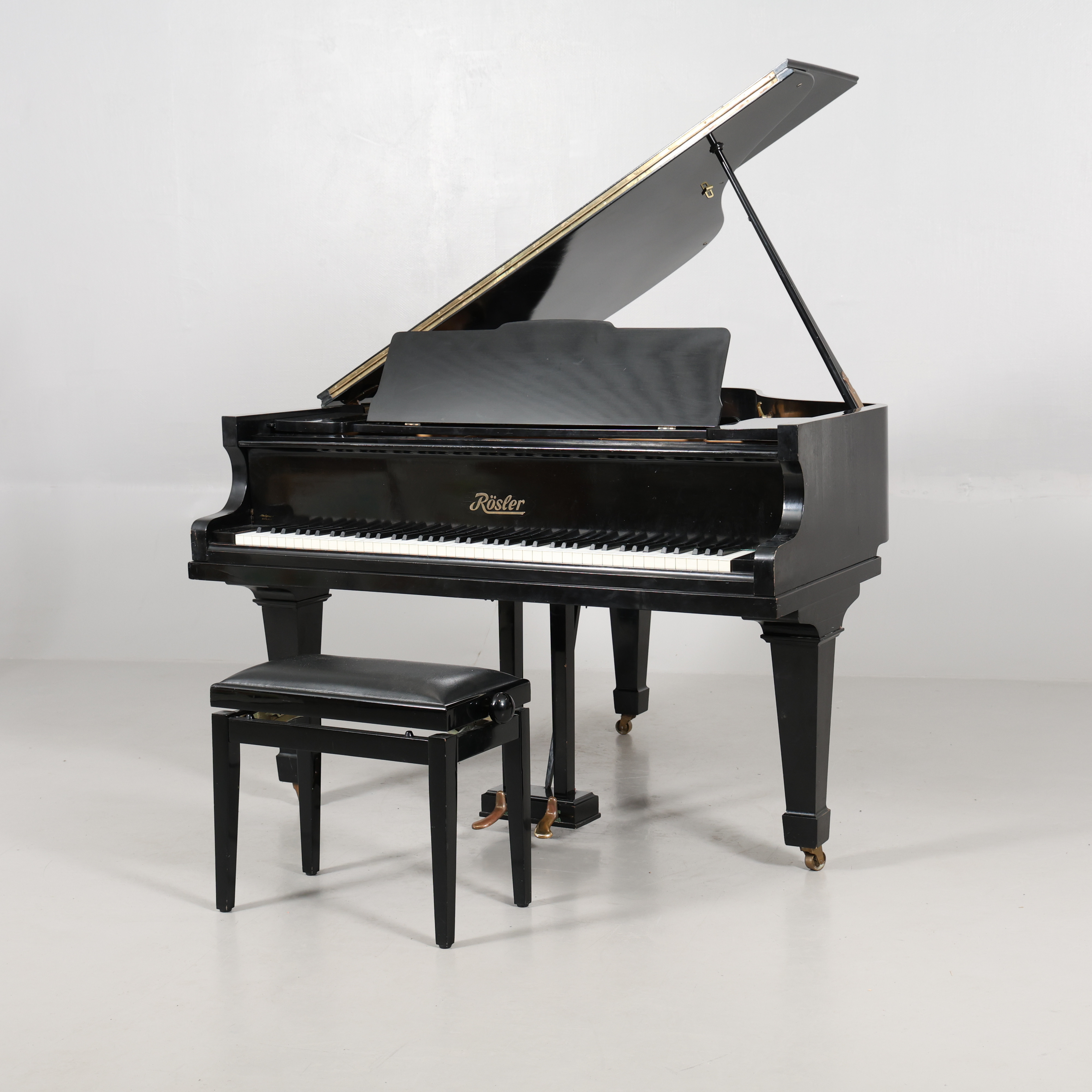 FLYGEL Rösler, "nocturno" modell 145 Tjeckoslovakien.