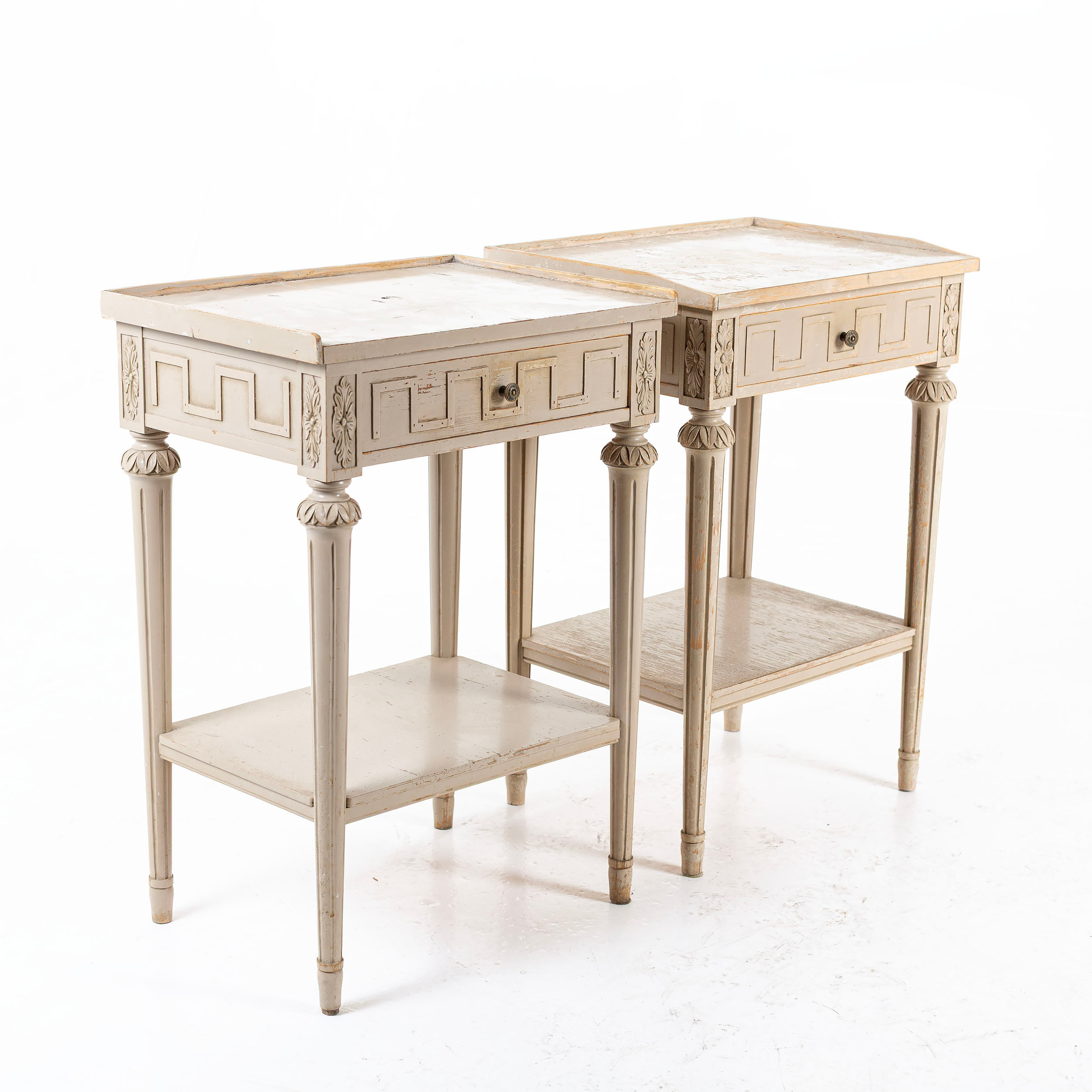 NATTDUKSBORD, 1 par, gustaviansk stil, 1900 - talets första hälft.