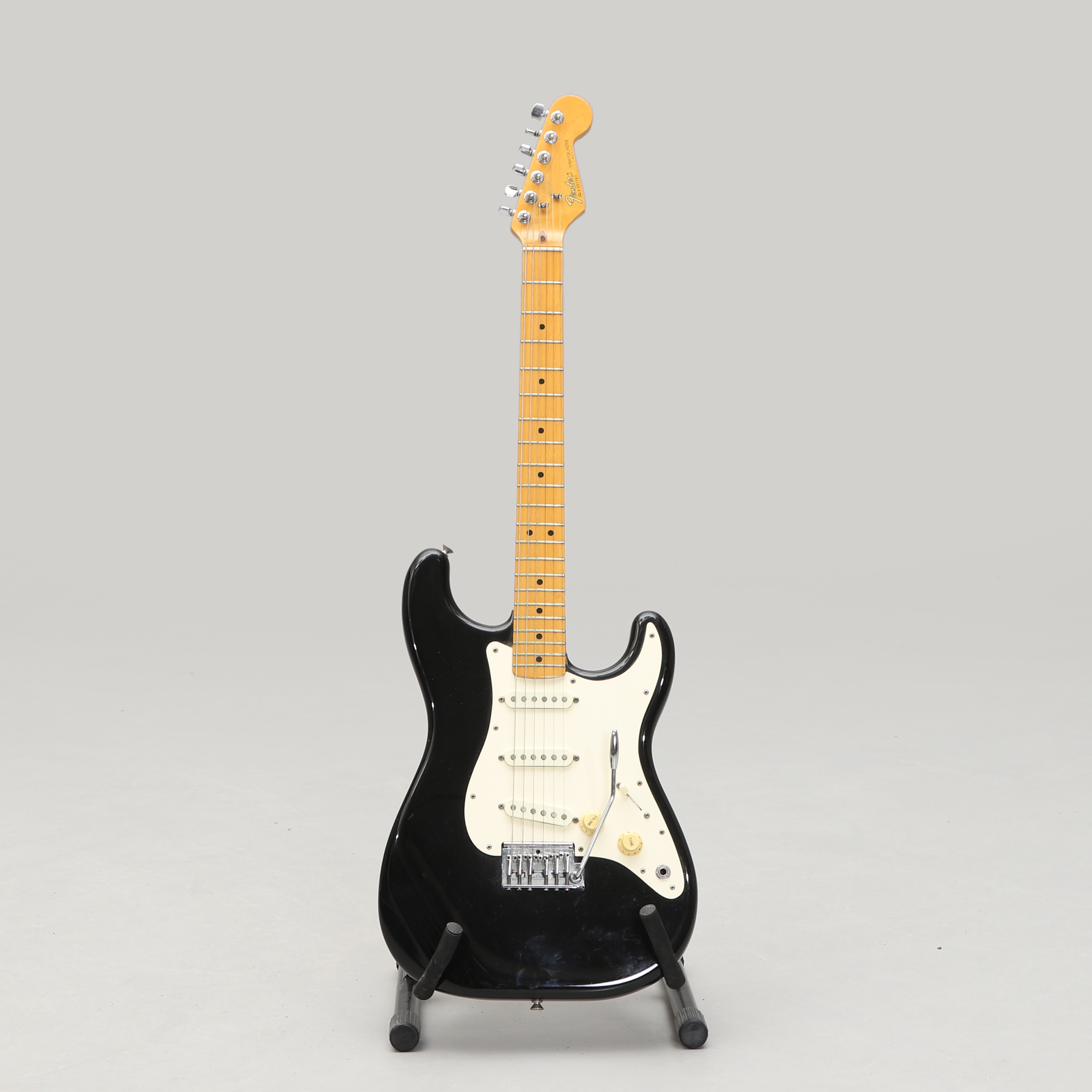 ELGITARR, Fender Stratocaster, Dan Smith era, "Two Knob", USA 1983/84.