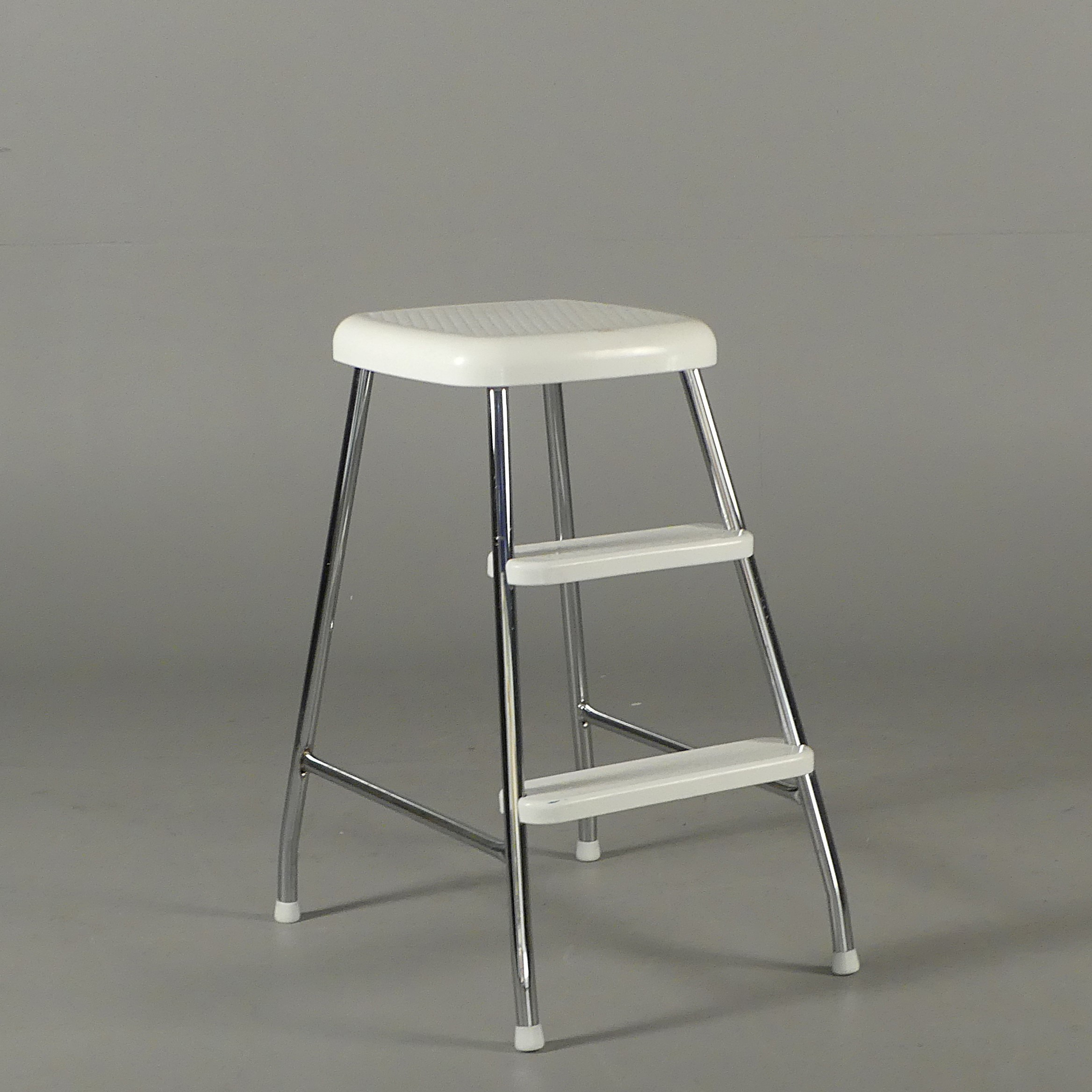 KÖKSPALL, "Rörets", stålrör och plast.