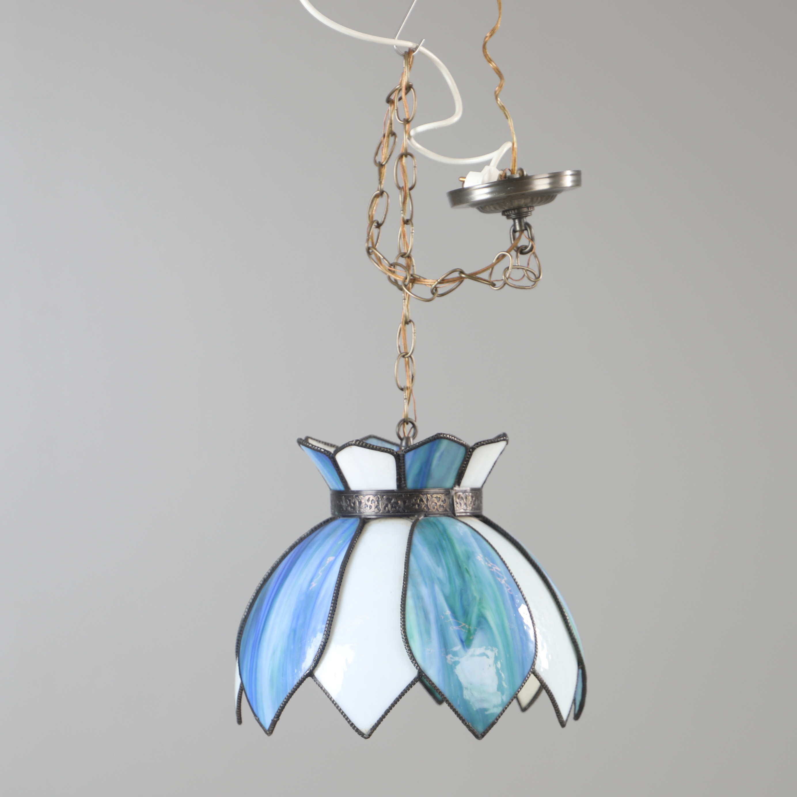 TAKLAMPA, glas och metall, Underwriters laboratoriers Inc, USA, 1900-talets andra hälft.