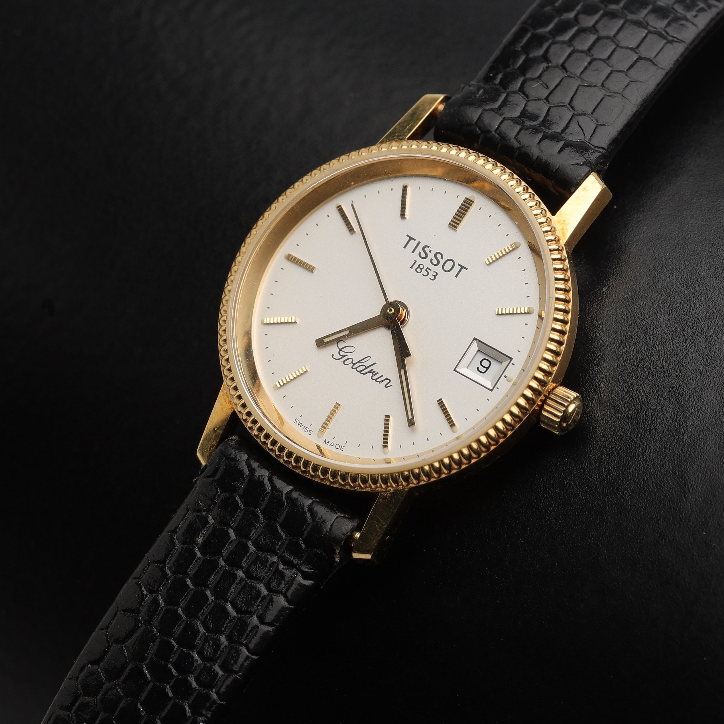 ARMBANDSUR, dam, Tissot, Monocoque, 1853 Goldrun, 18K, Guld, med läderarmband.