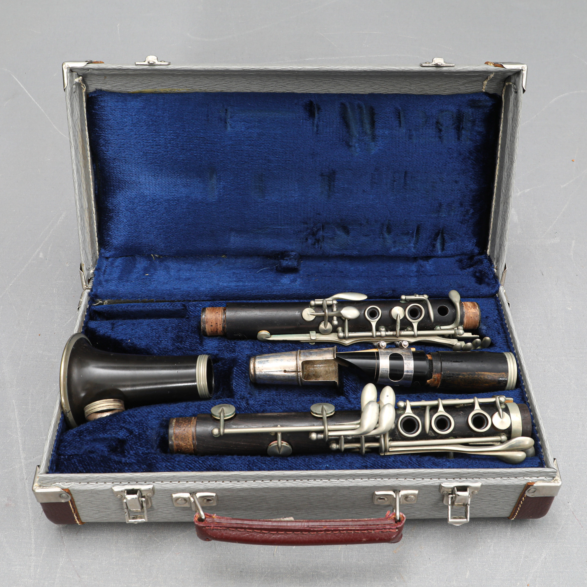 KLARINETT, samt väska, Leblanc, Paris.