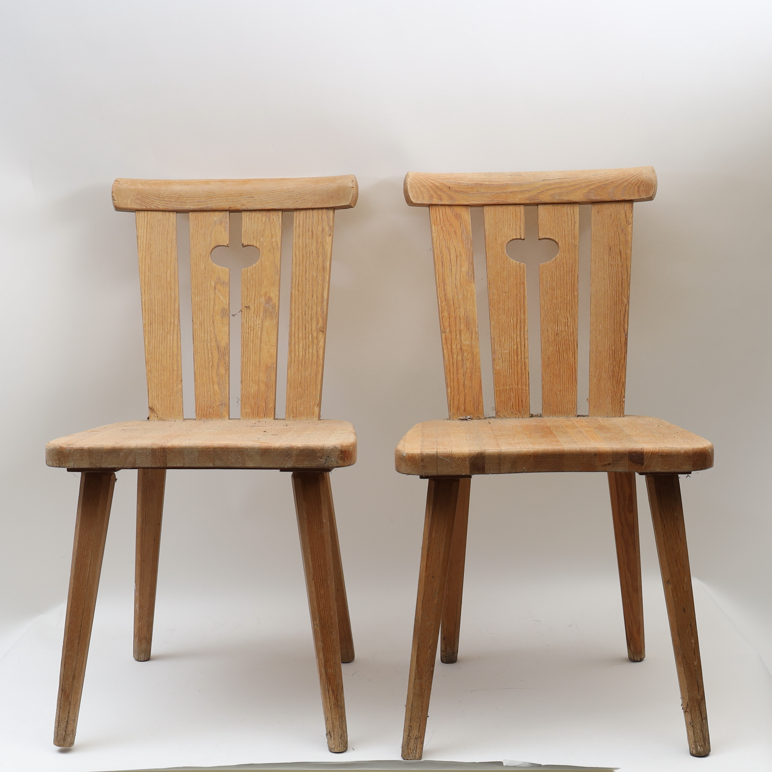 GÖRAN MALMVALL. 2 stycken, Svensk fur, furu, 1900-talets andra hälft.