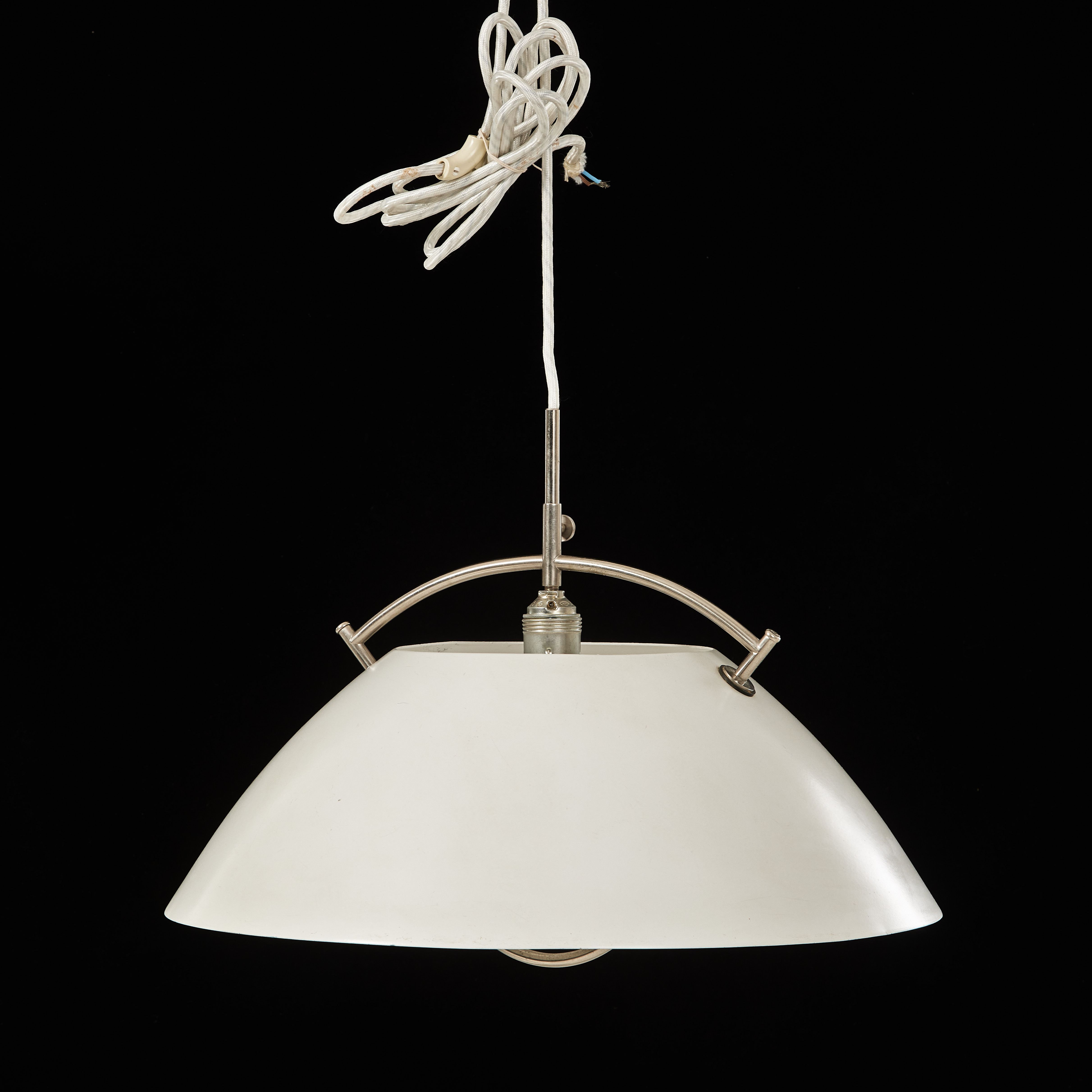 HANS J. WEGNER. Takarmatur, Louis Poulsen, Danmark, modell 16593, formgivningsår 1962.