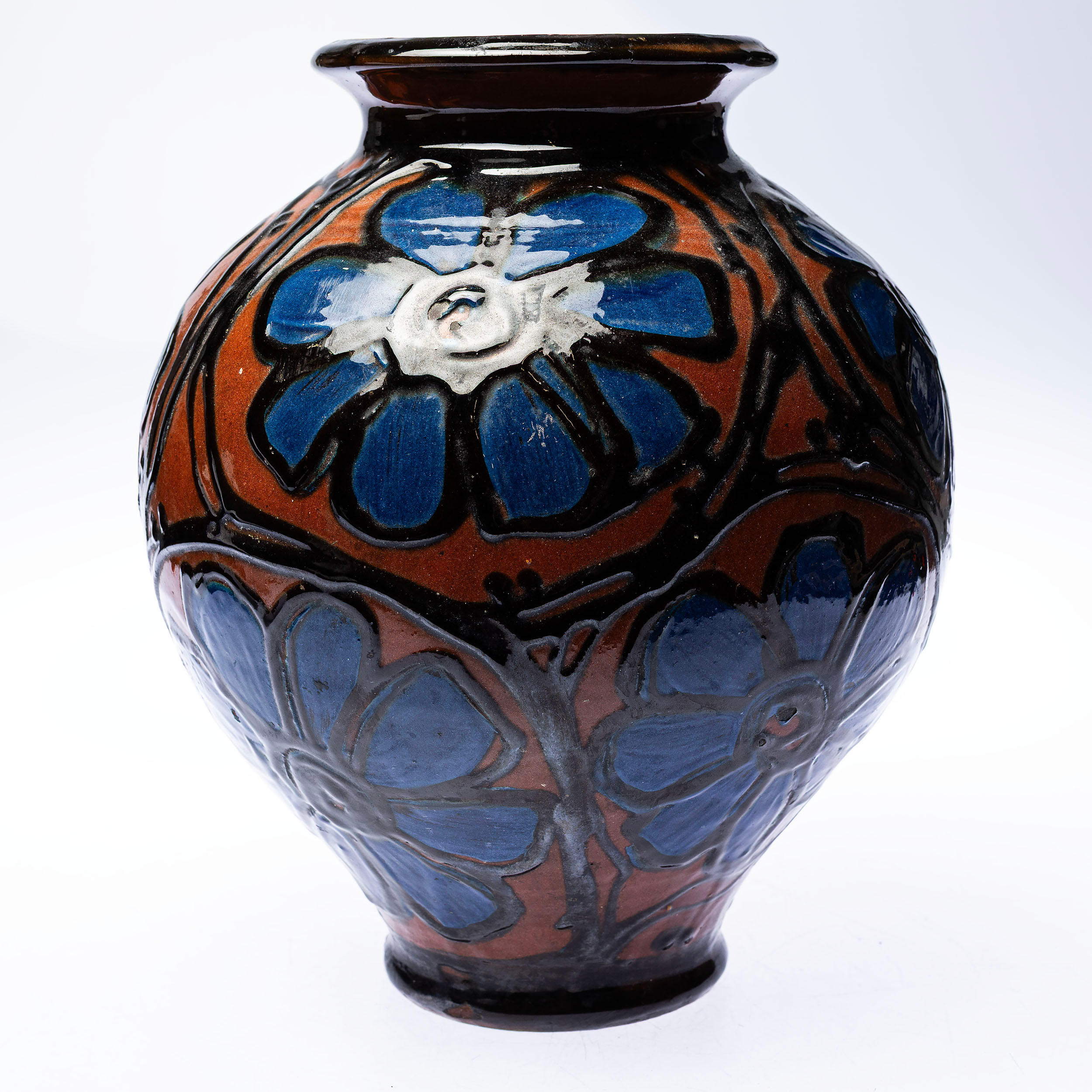 HERMAN KÄHLER. Vas, glaserat lergods, jugend, Danmark, 1900-talets början.