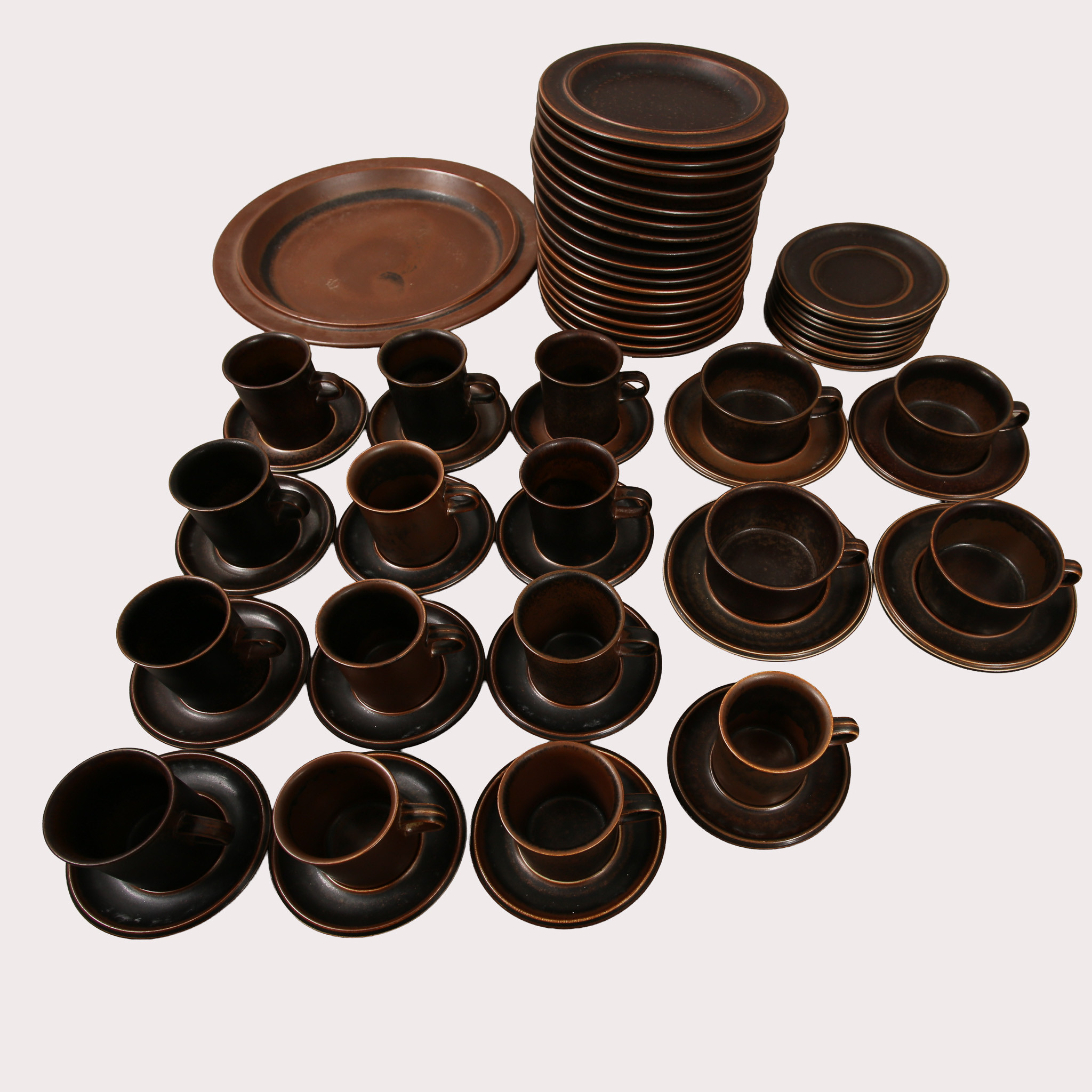 ULLA PROCOPÉ. Servisdelar 57 st, "Ruska", Arabia, Finland.