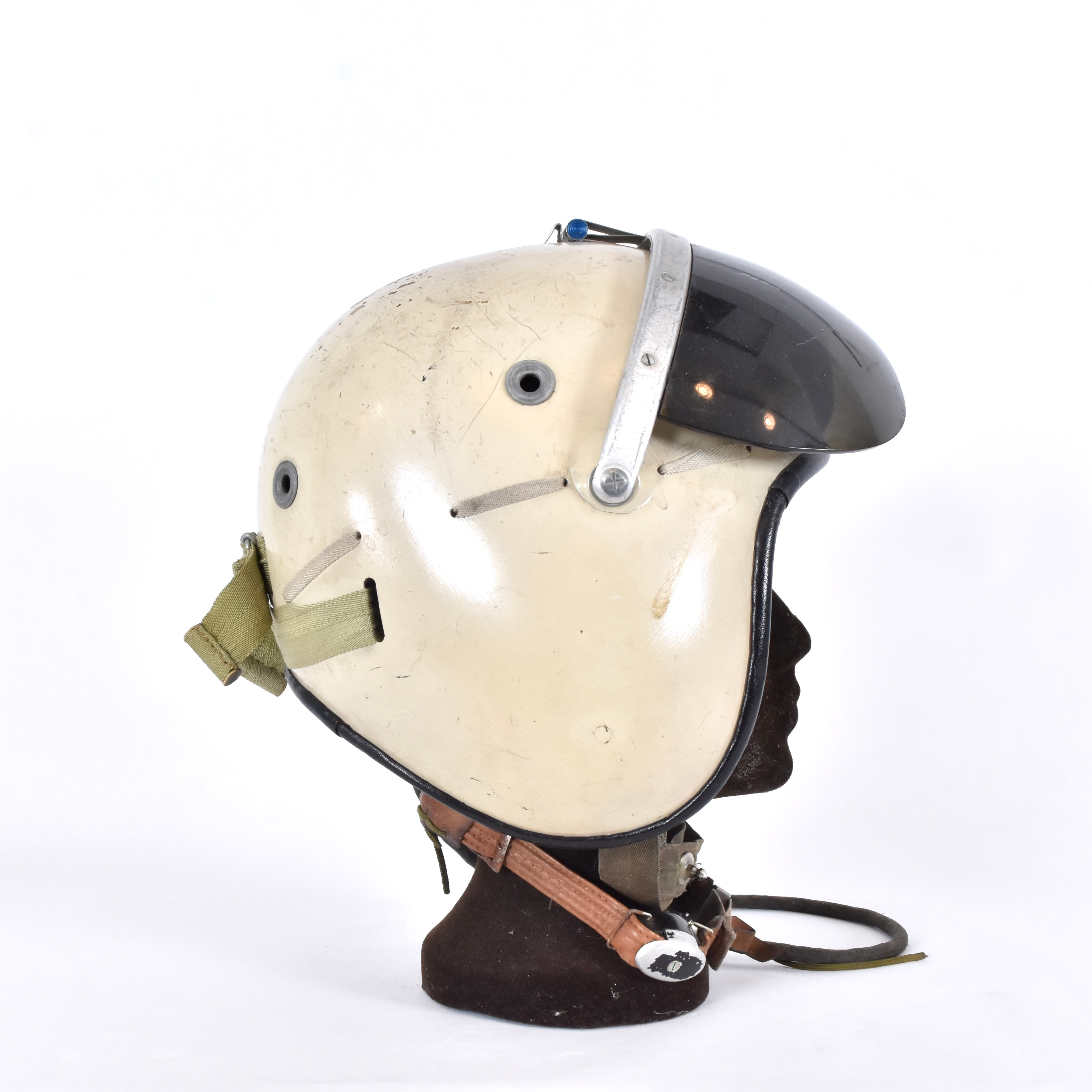 FLYGHJÄLM, Polen, med innerhuva, 60-70-80-tal.