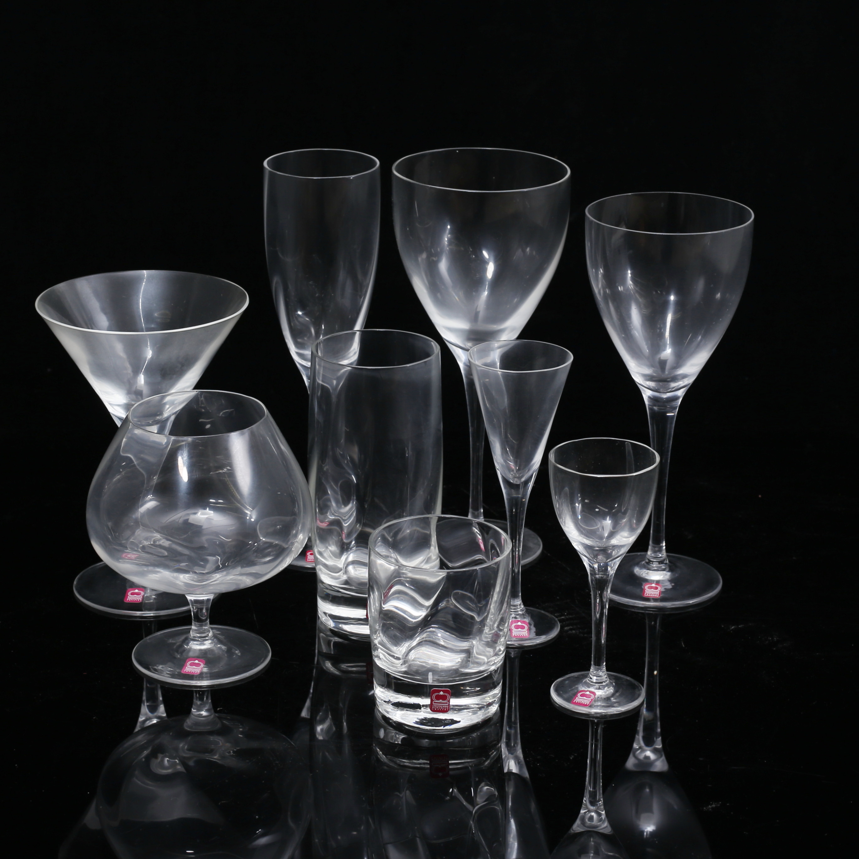 GLASSERVIS, 93 delar, etikettmärkta Christineholm Bohemian Chrystal.