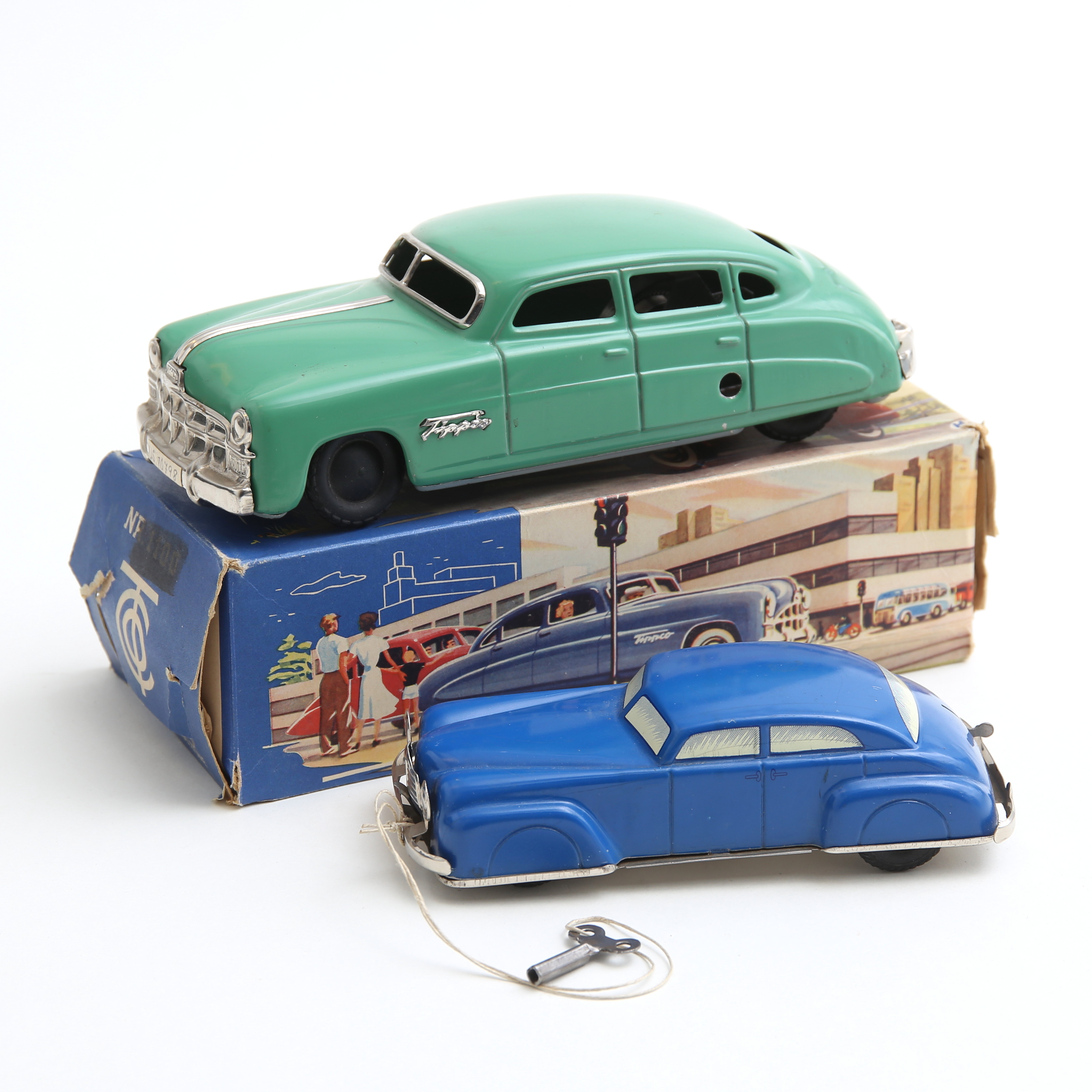 MODELLBILAR, 2 st plåt, bla Nr 1100, Tippco, med originalkartong, Tyskland, US Zone.