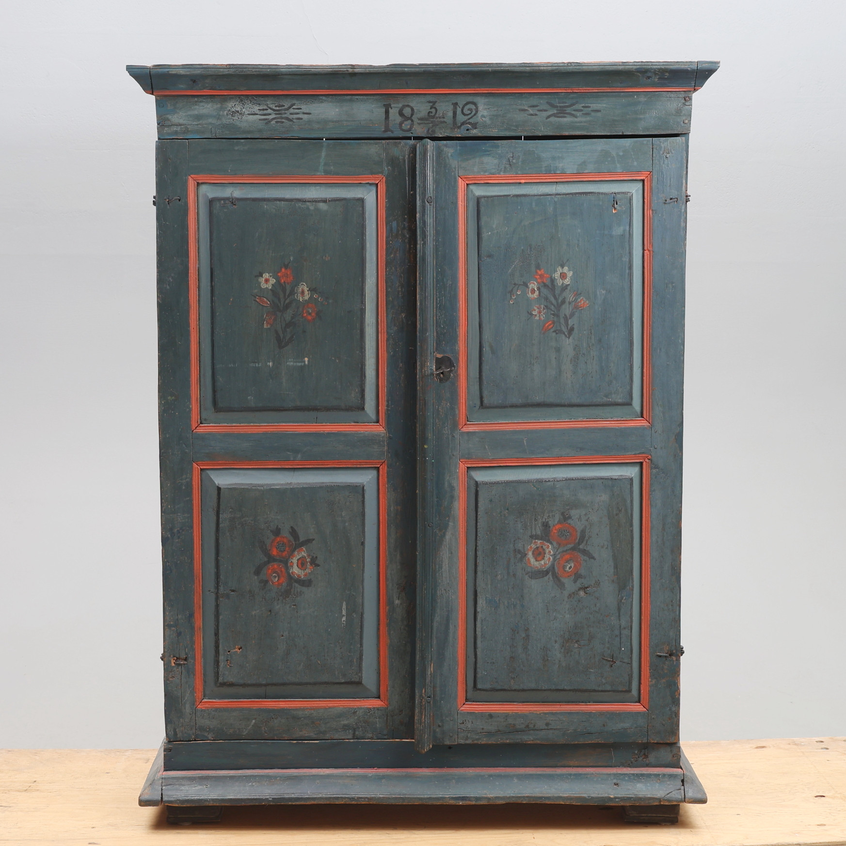 ALLMOGESKÅP, daterad 3/6 1812.