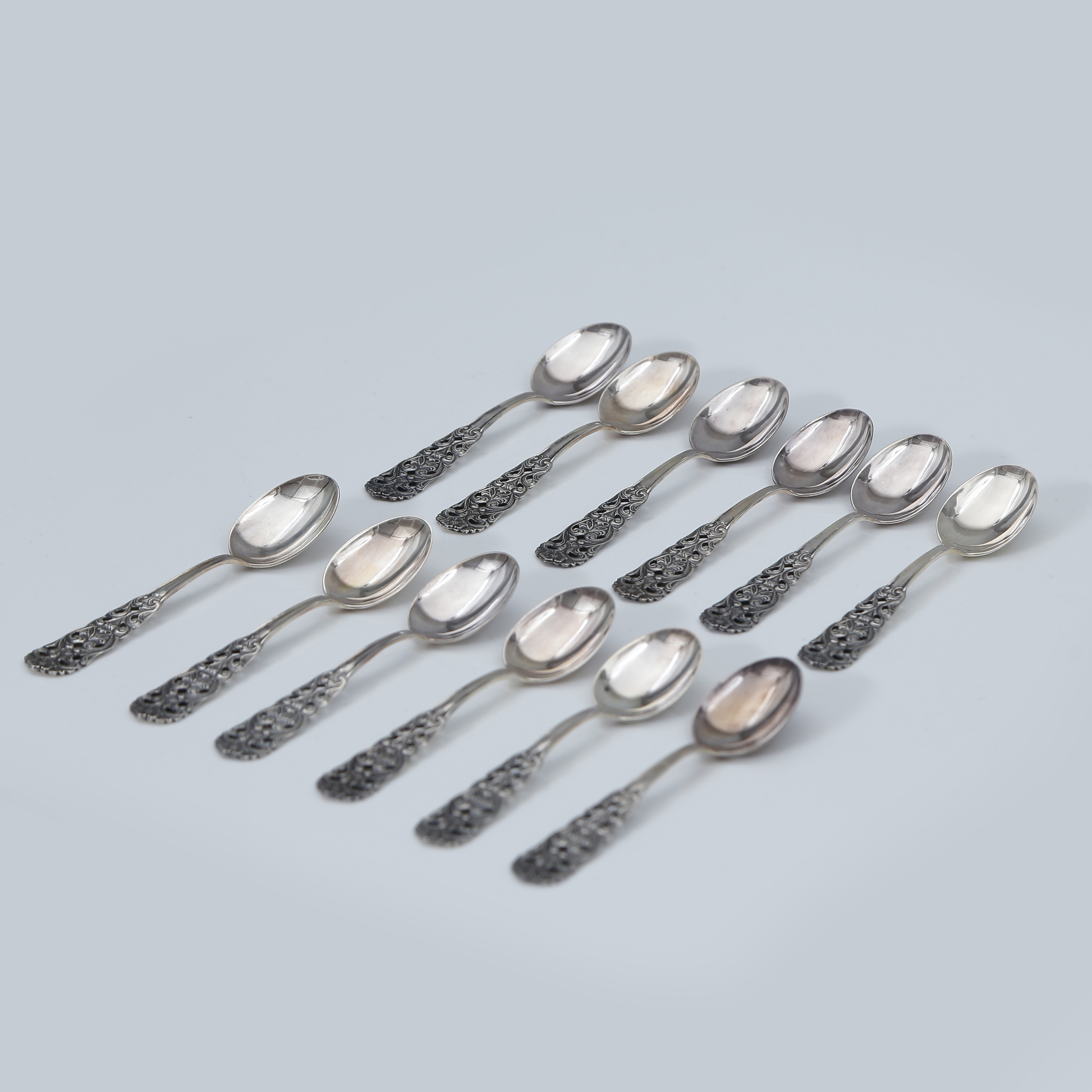 12 MOCCASKEDAR, SILVER, BROFOD P9 (1965) FALKÖPING.