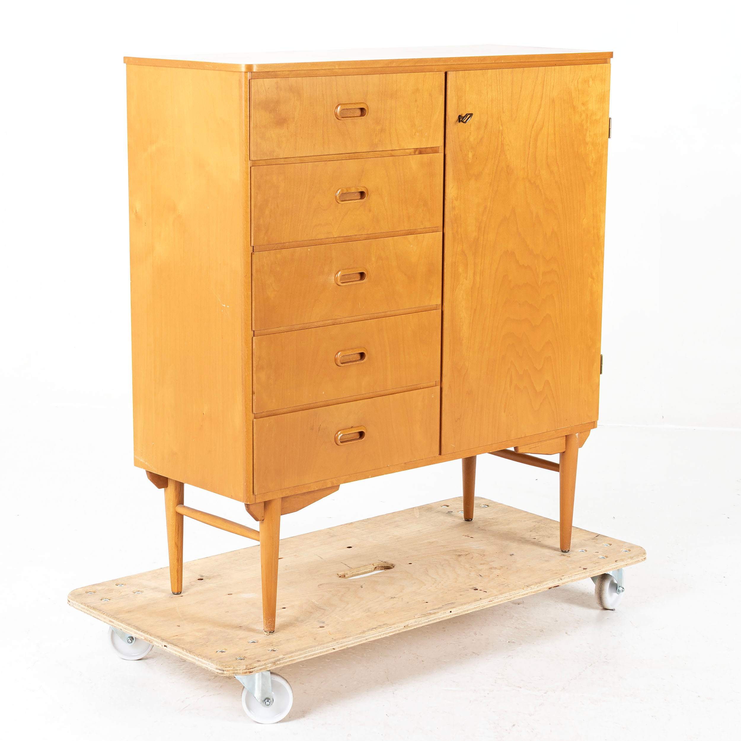 SKÅP, björk, omkring 1900-talets mitt.